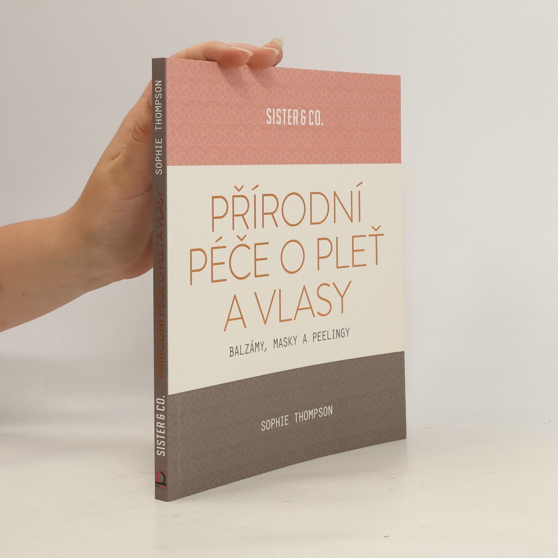Sophie Thompson Přírodní péče o pleť a vlasy