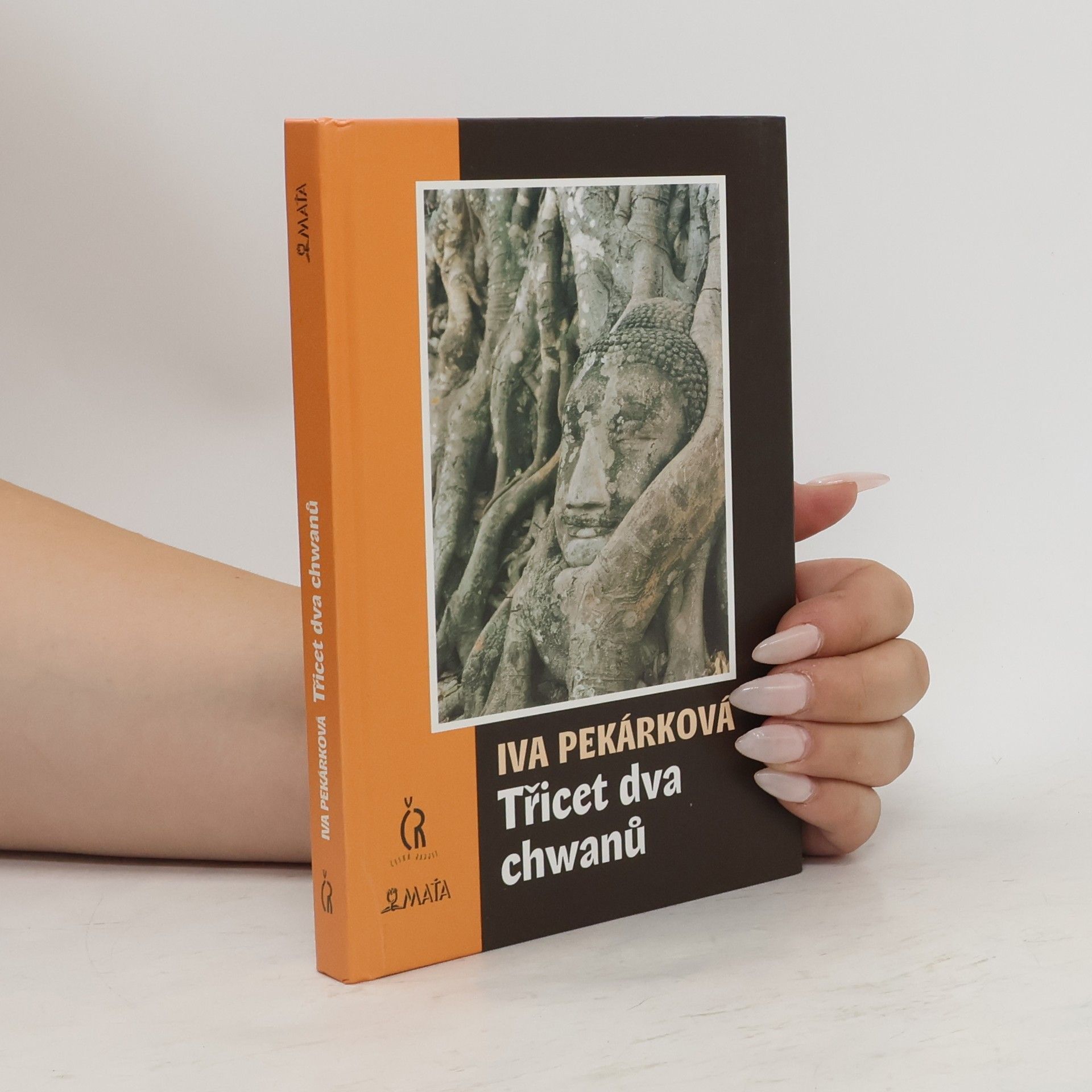 Iva Pekárková Třicet dva chwanů