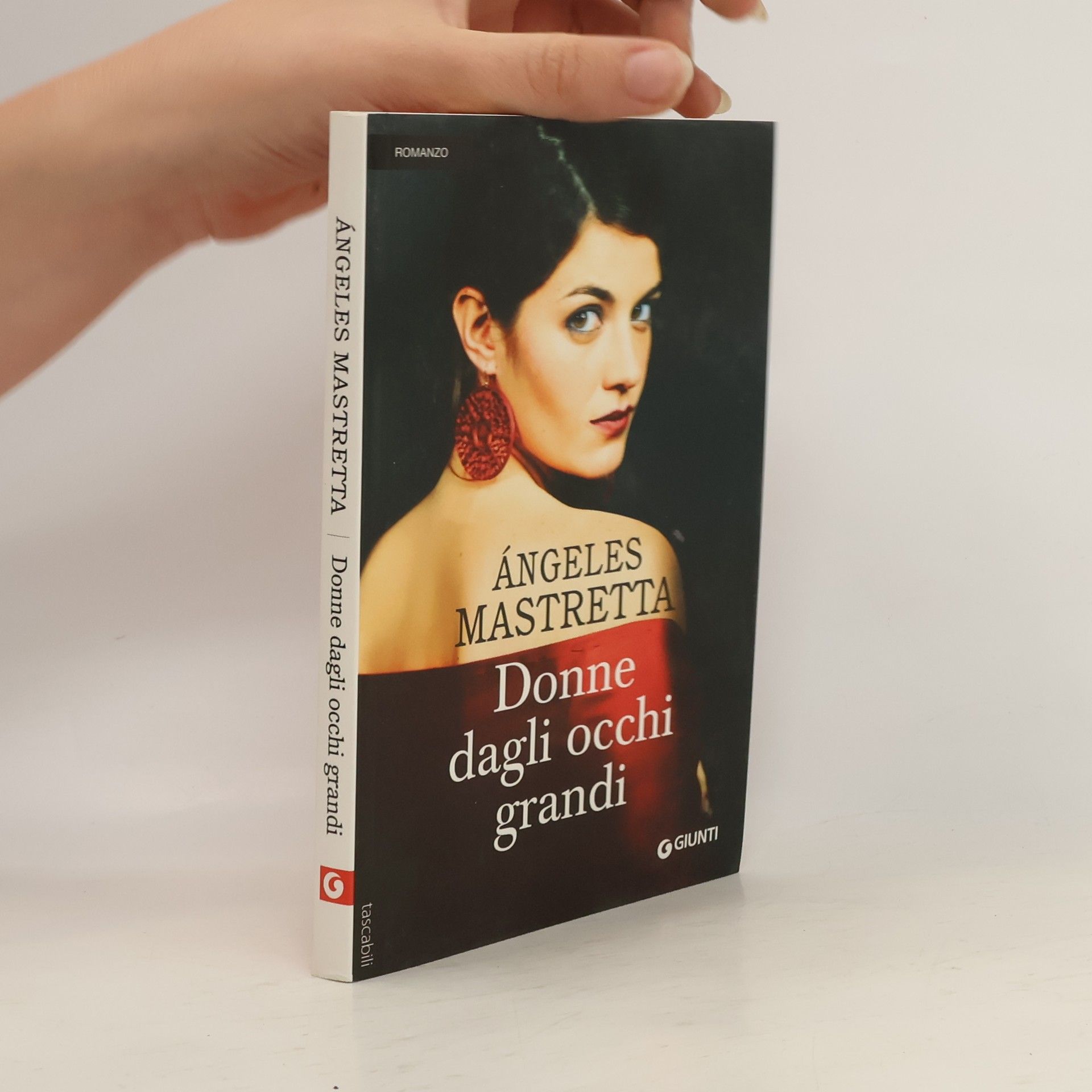Angeles Mastretta Donne dagli occhi grandi