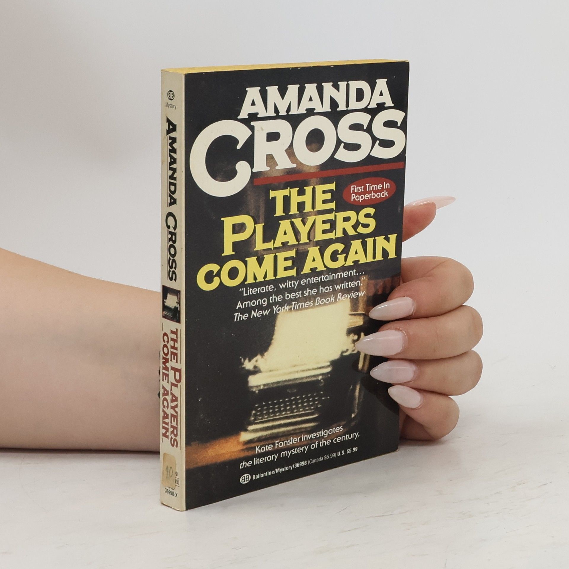 Amanda Cross The Players Come Again