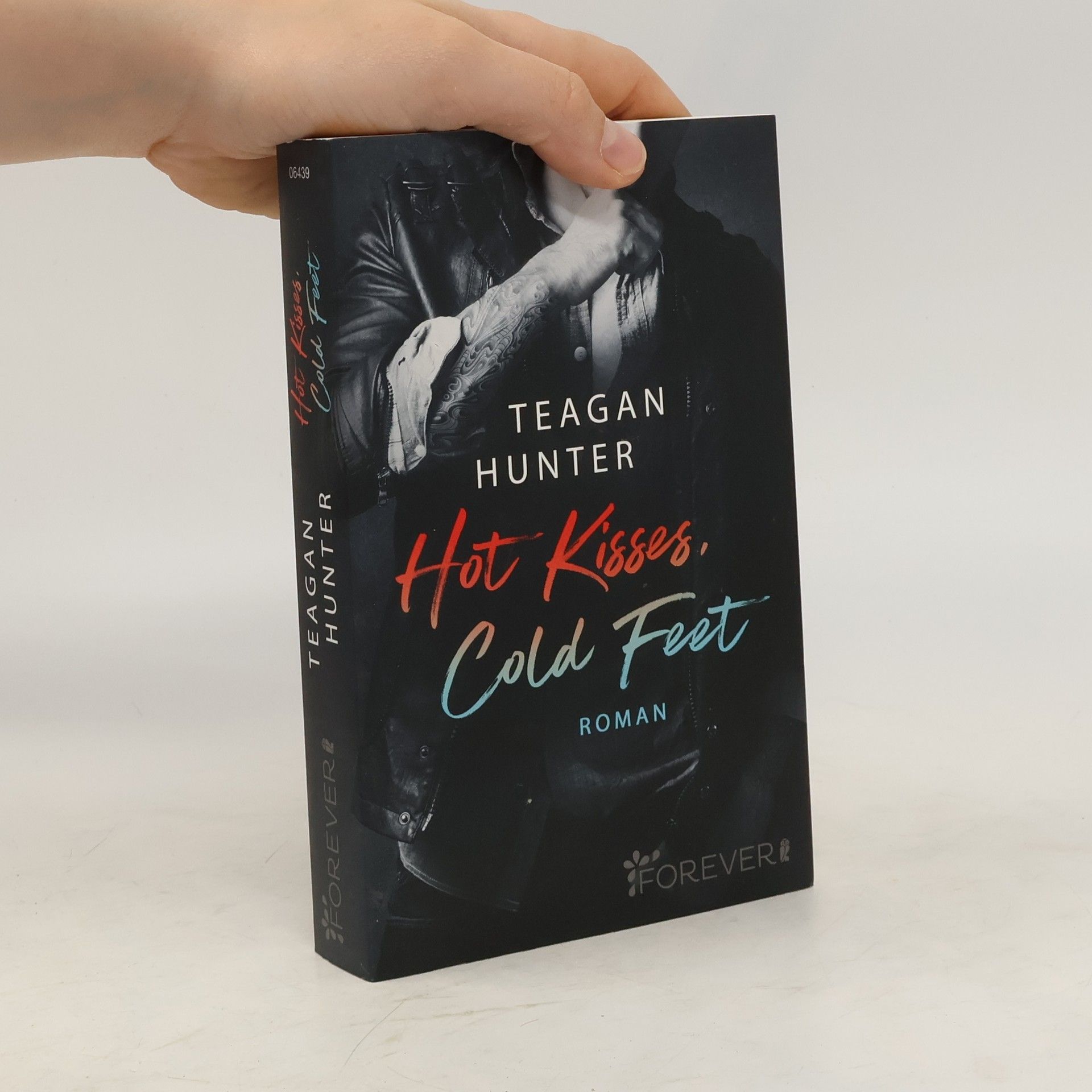 Teagan Hunter Hot Kisses, Cold Feet