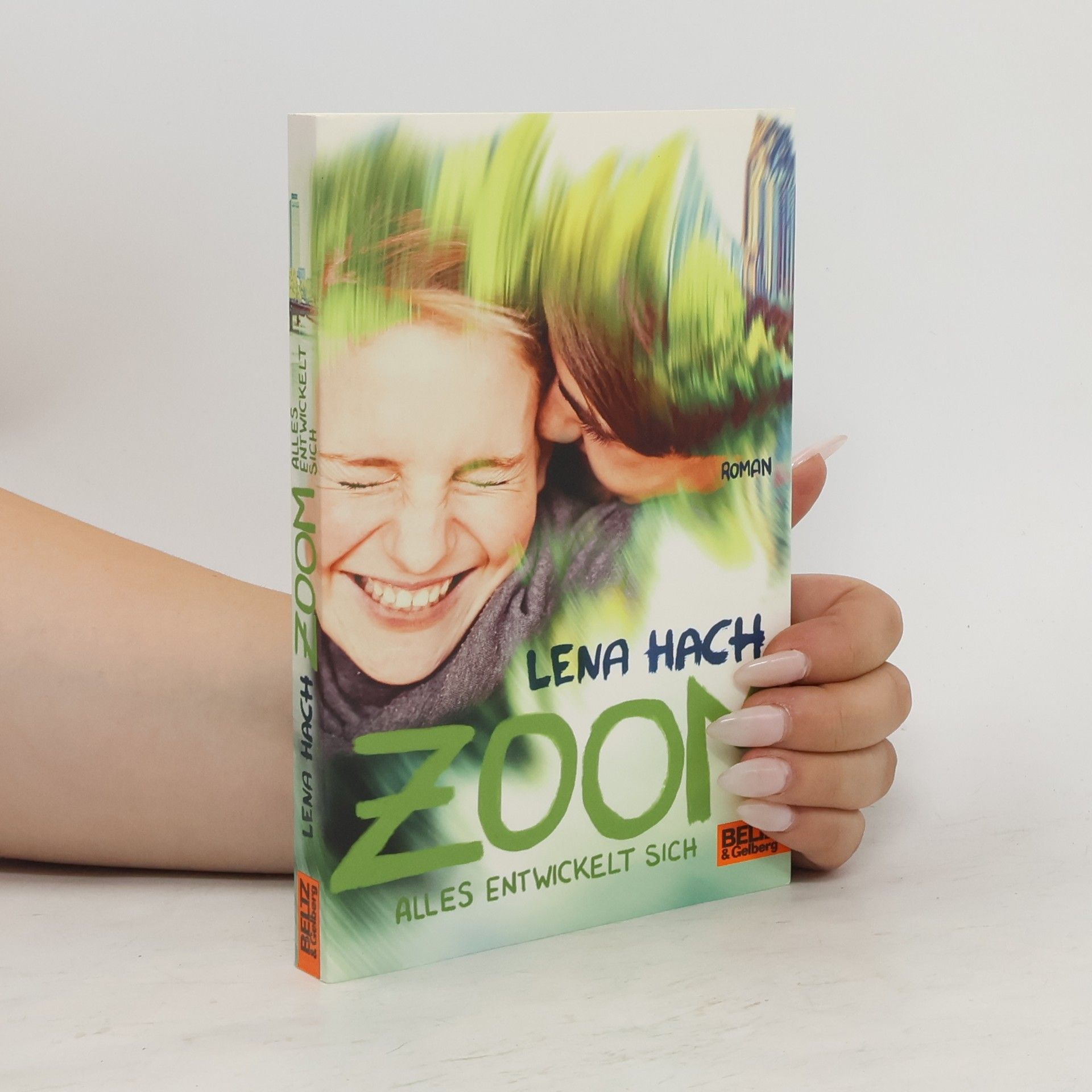 Lena Hach Zoom
