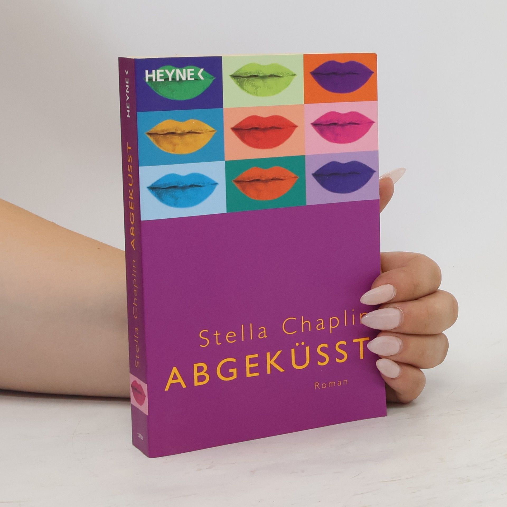 Stella Chaplin Abgeküsst
