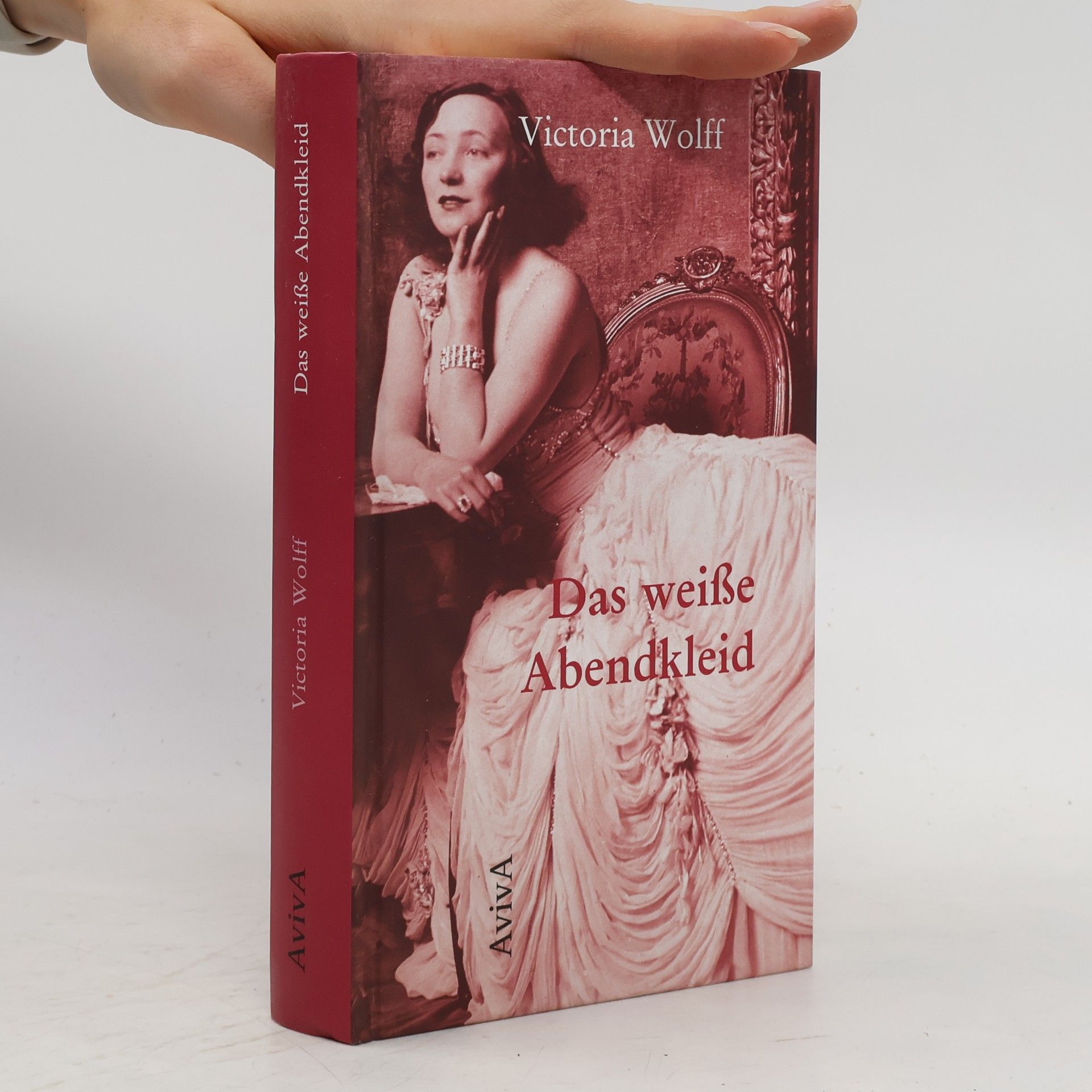 Victoria Wolff Das weiße Abendkleid