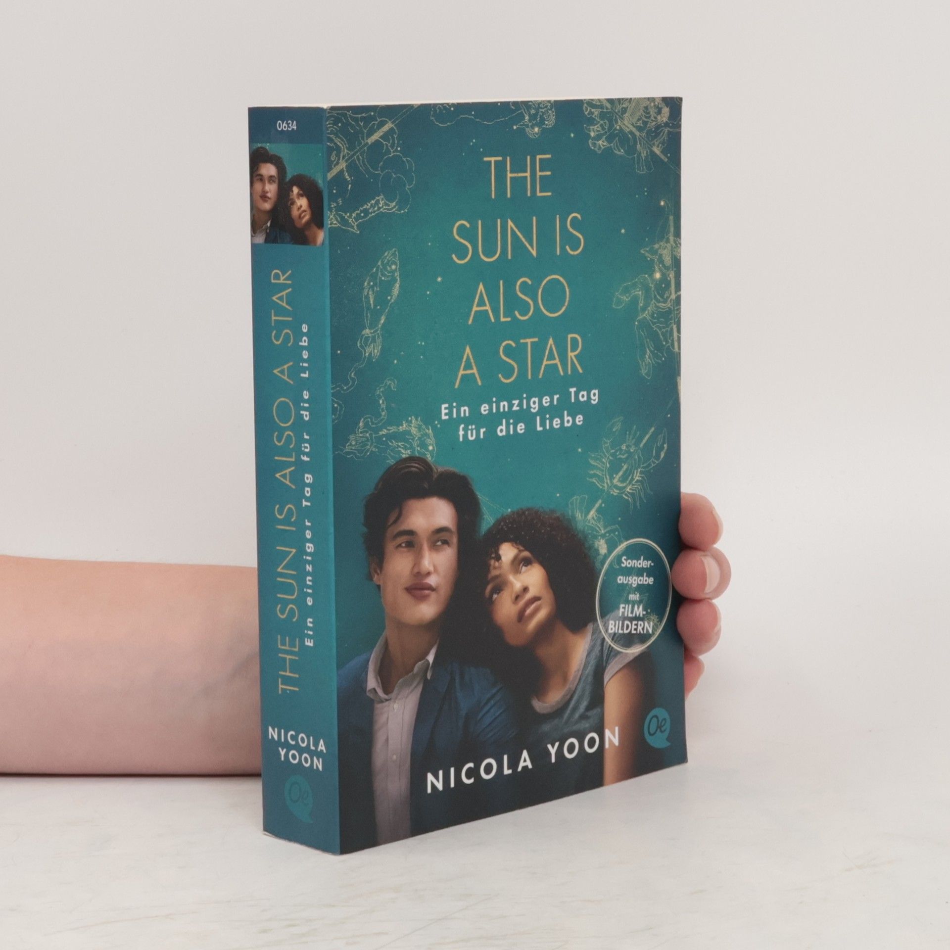 Nicola Yoon The Sun is also a Star - ein einziger Tag für die Liebe