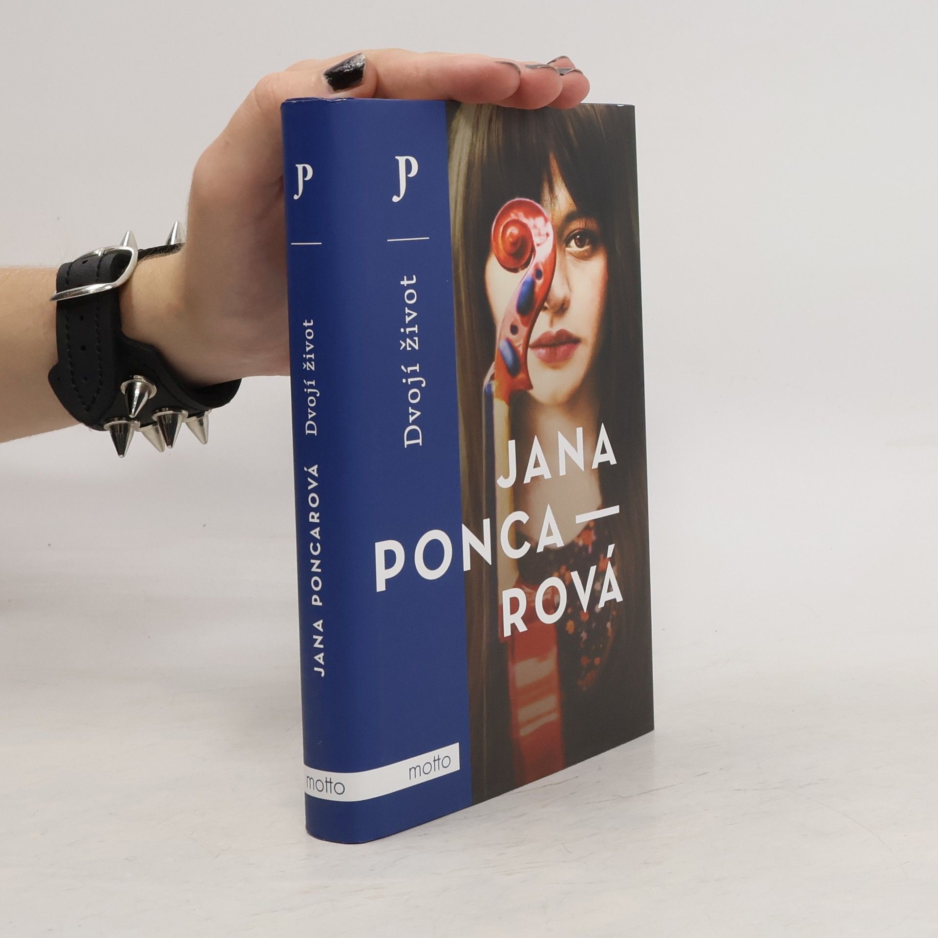 Jana Poncarová Dvojí život