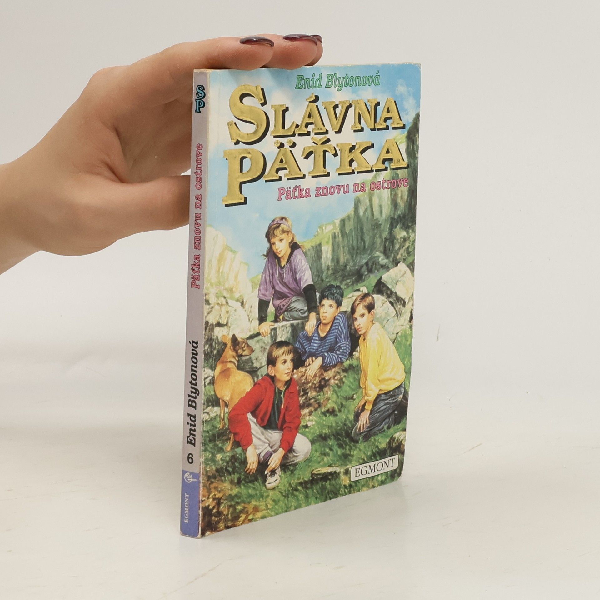 Enid Blyton Päťka znovu na ostrove