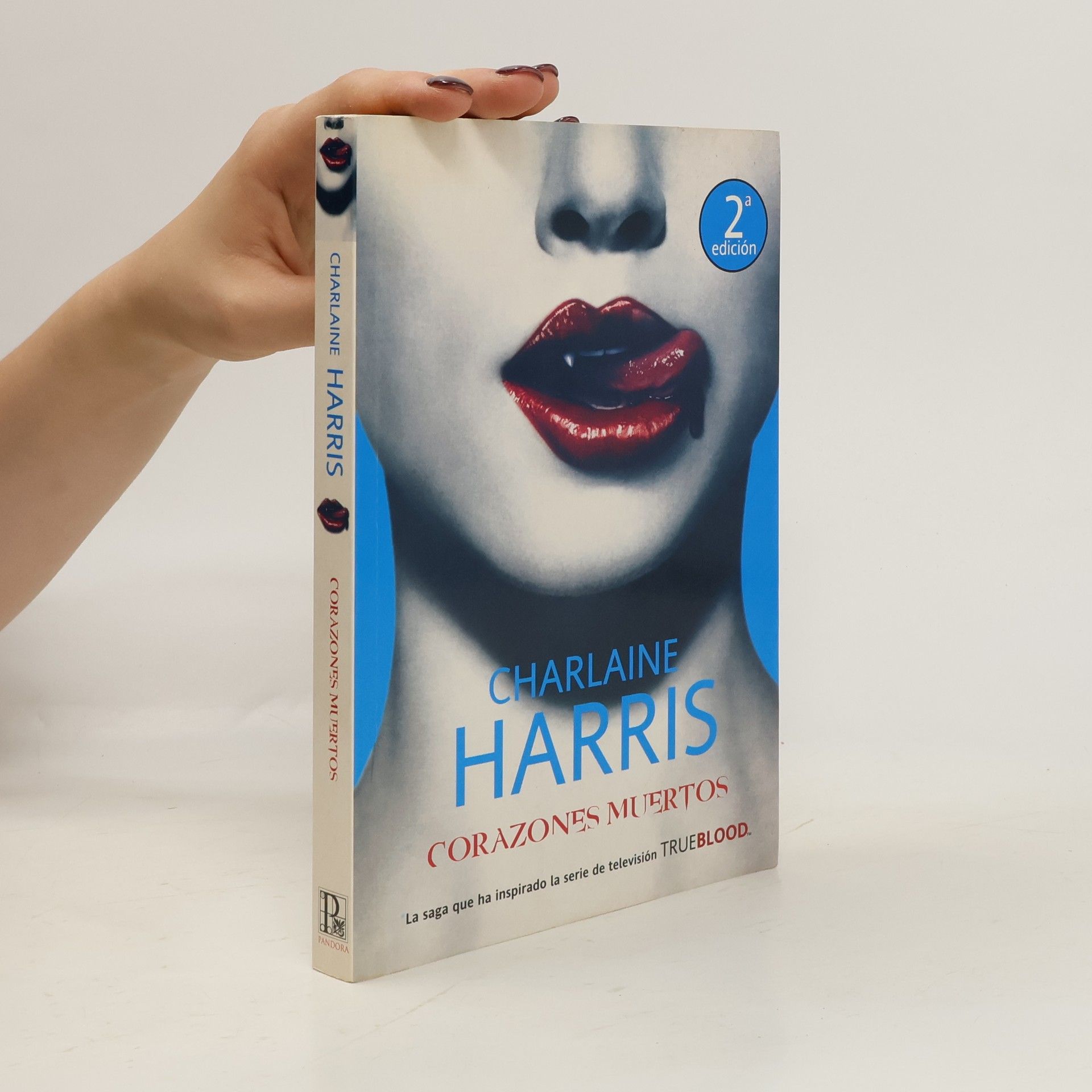 Charlaine Harris Schulz Corazones Muertos