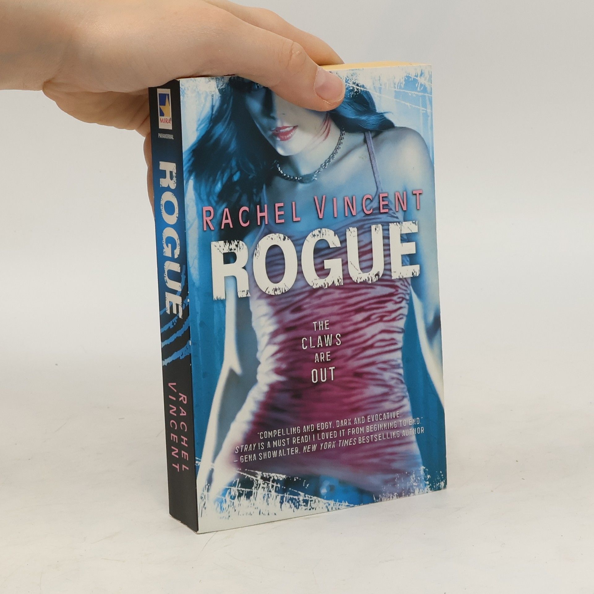 Rachel Vincent Rogue