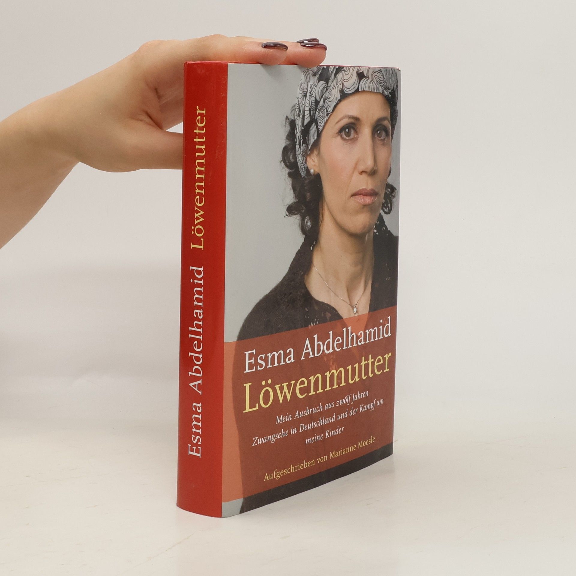 Esma Adbelhamid Löwenmutter