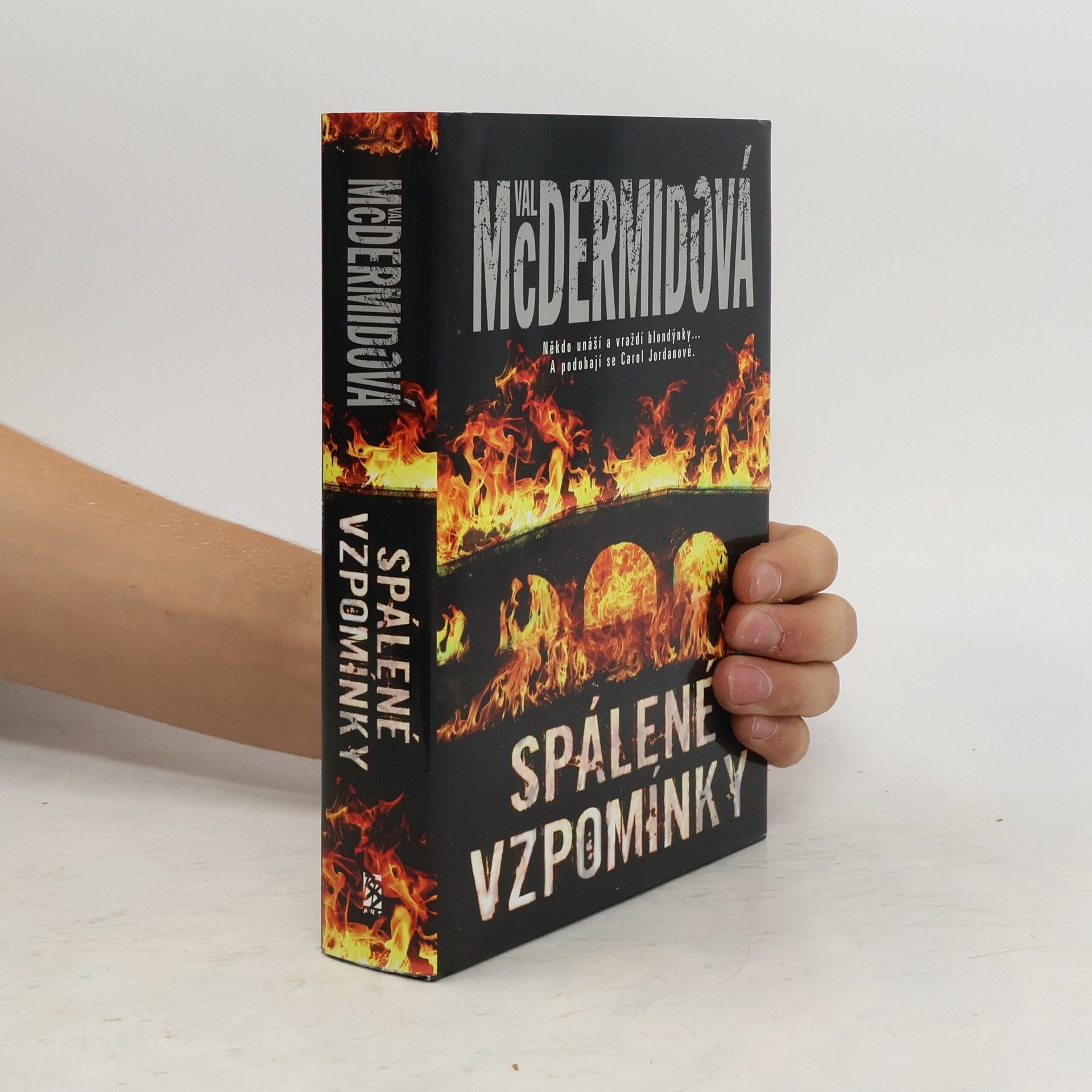 Val McDermid Spálené vzpomínky