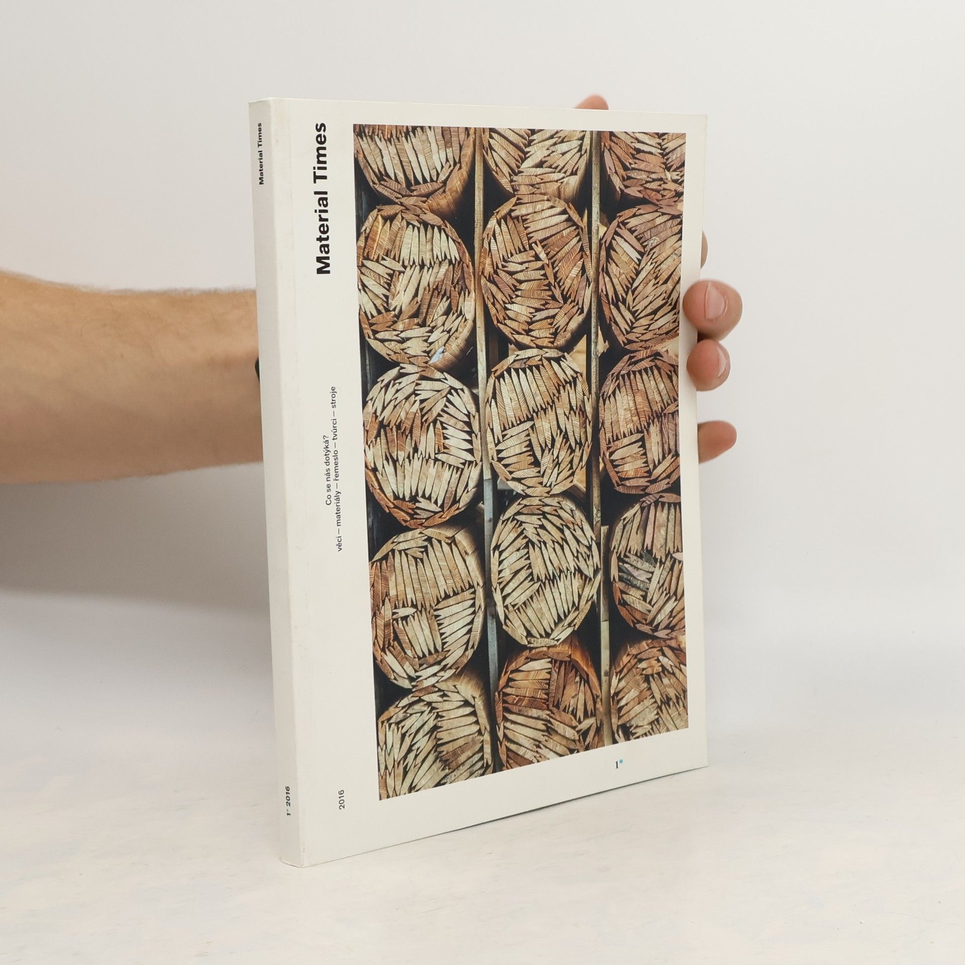 Tereza Lišková Material Times 1/2016