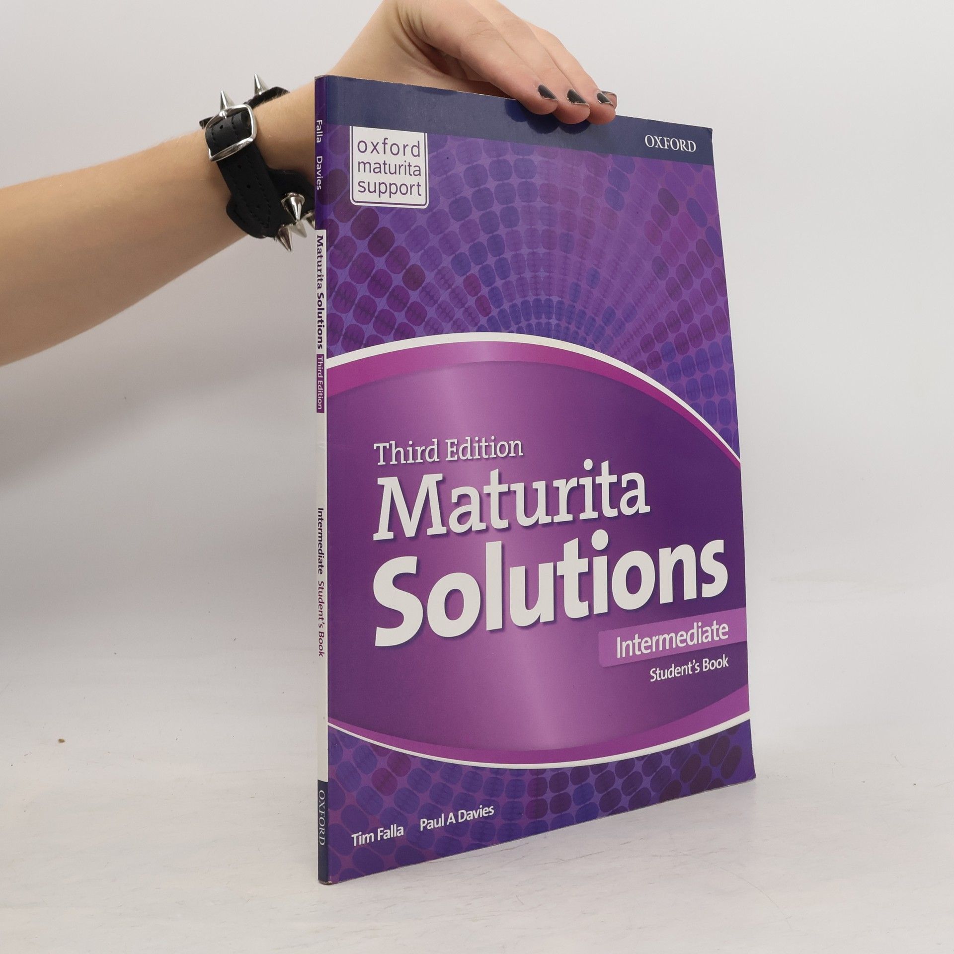 Paul A. Davies Maturita solutions : third edition. Intermediate. Student's book