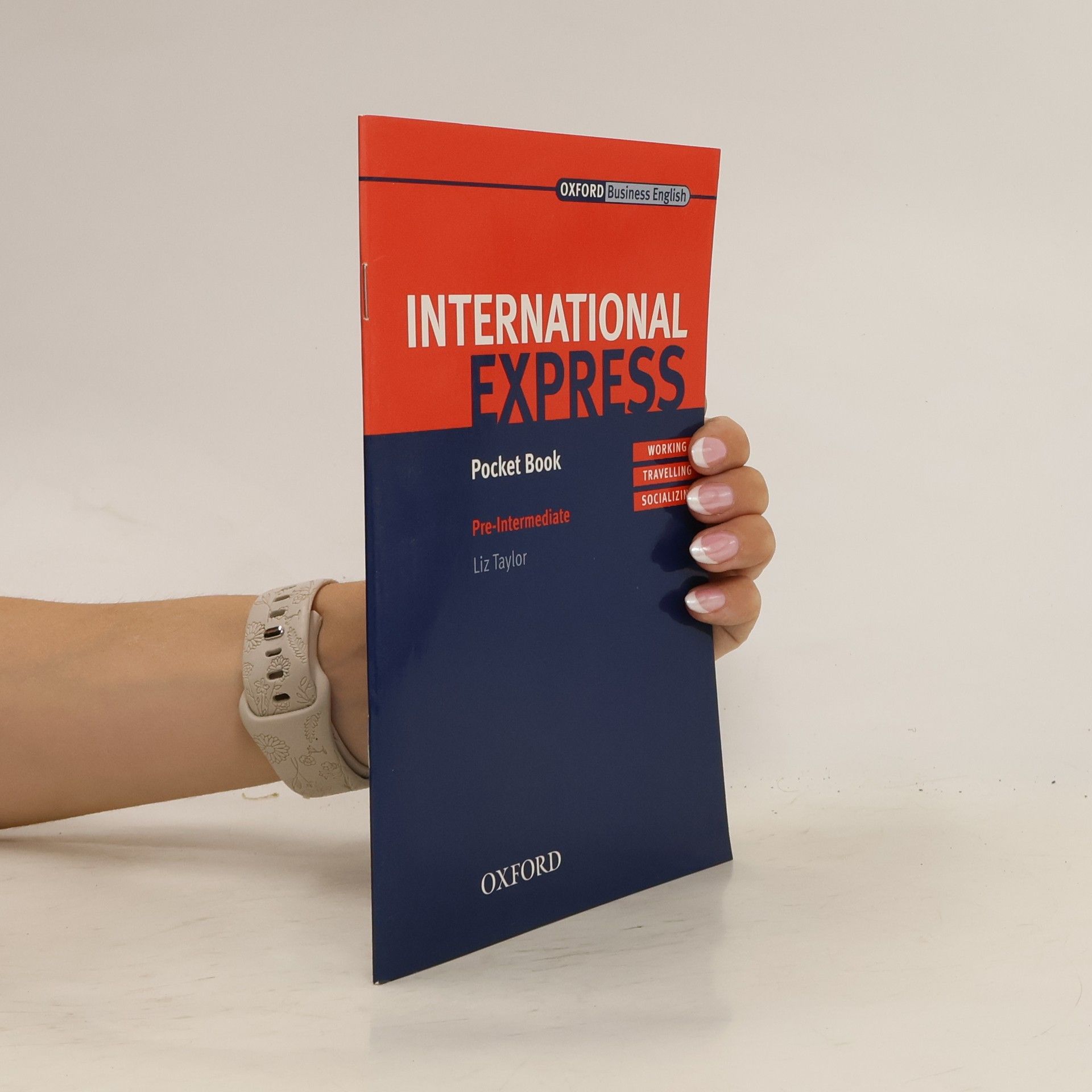 Liz Taylor International express. Pre-intermediate, Pocket book