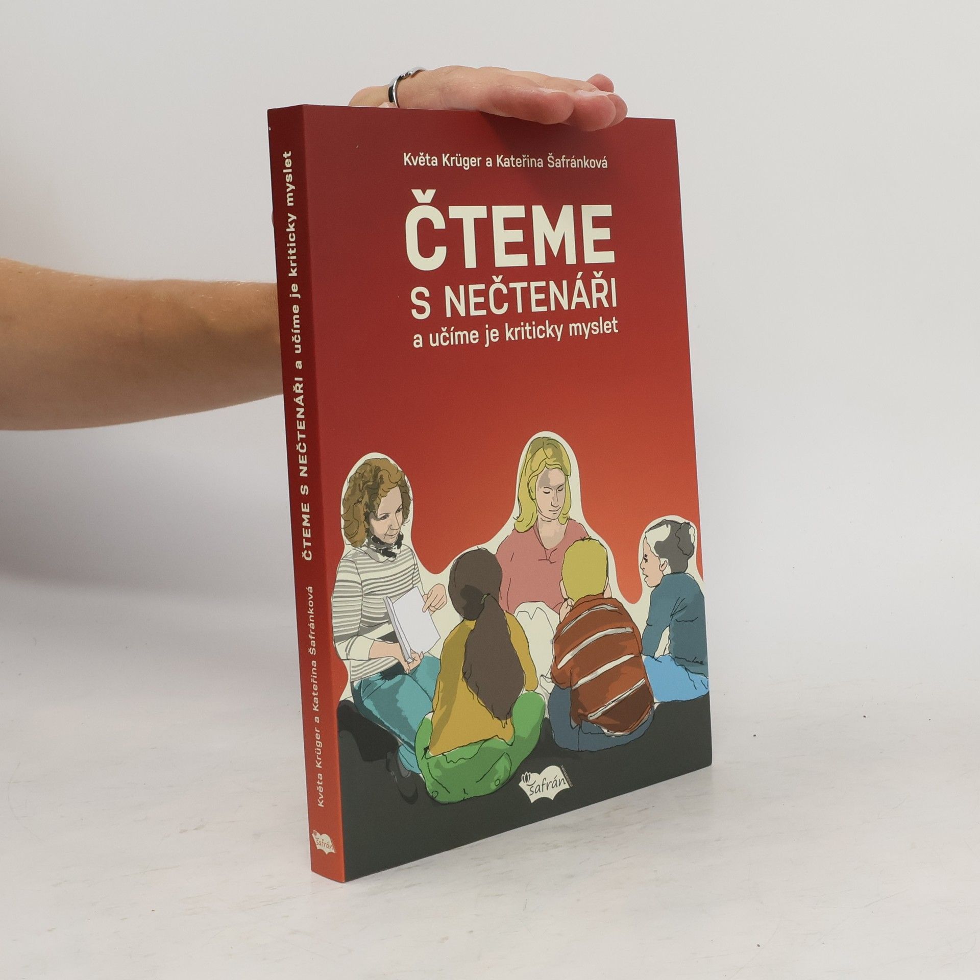 kolektiv Čteme s nečtenáři a učíme je kriticky myslet