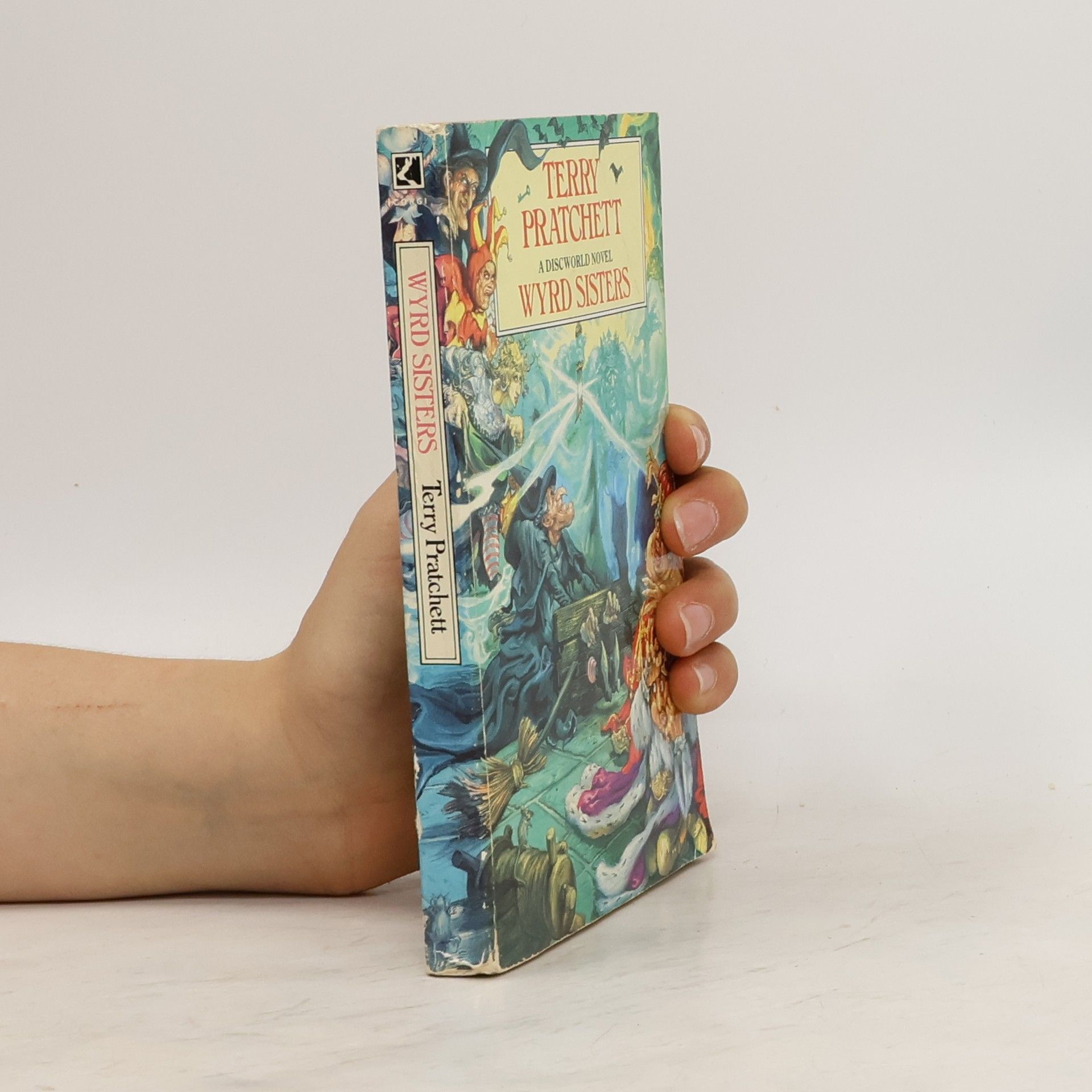 Terry Pratchett Wyrd sisters
