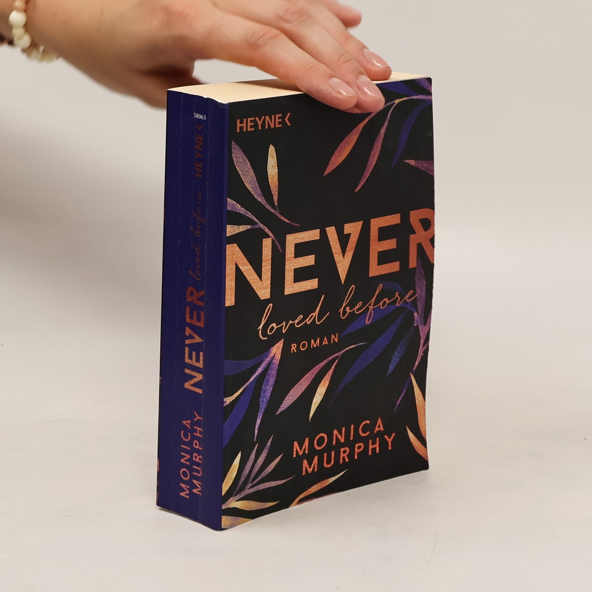 Monica Murphy Never loved before