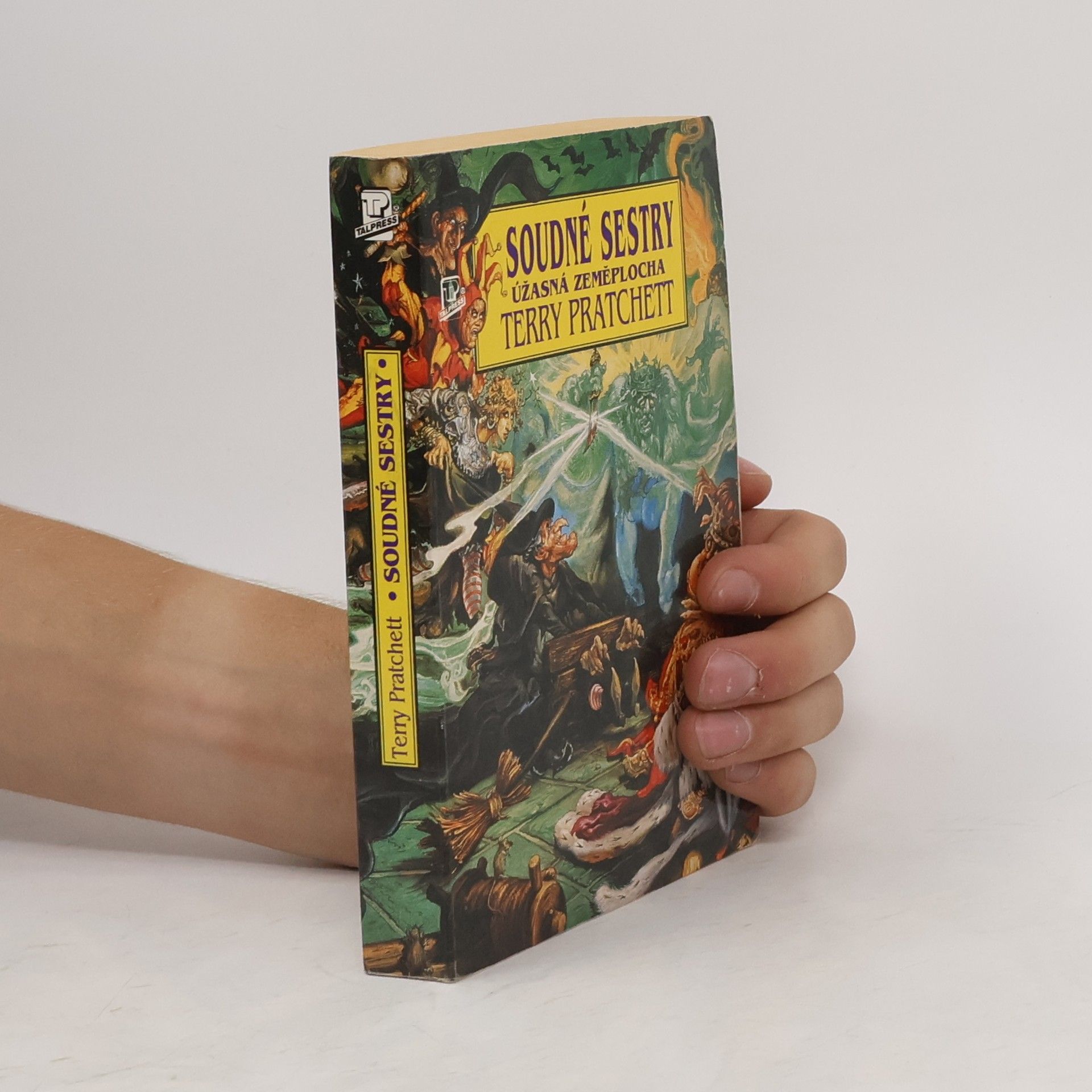 Terry Pratchett Soudné sestry