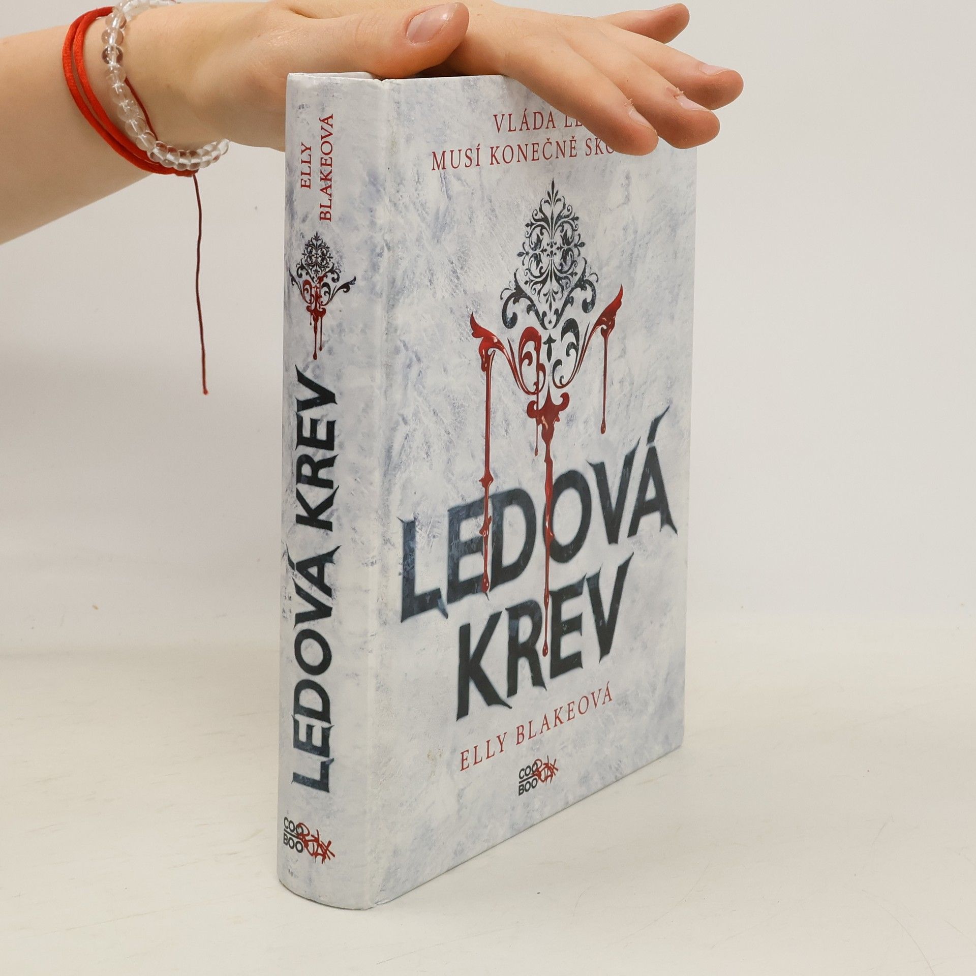 Elly Blake Ledová krev