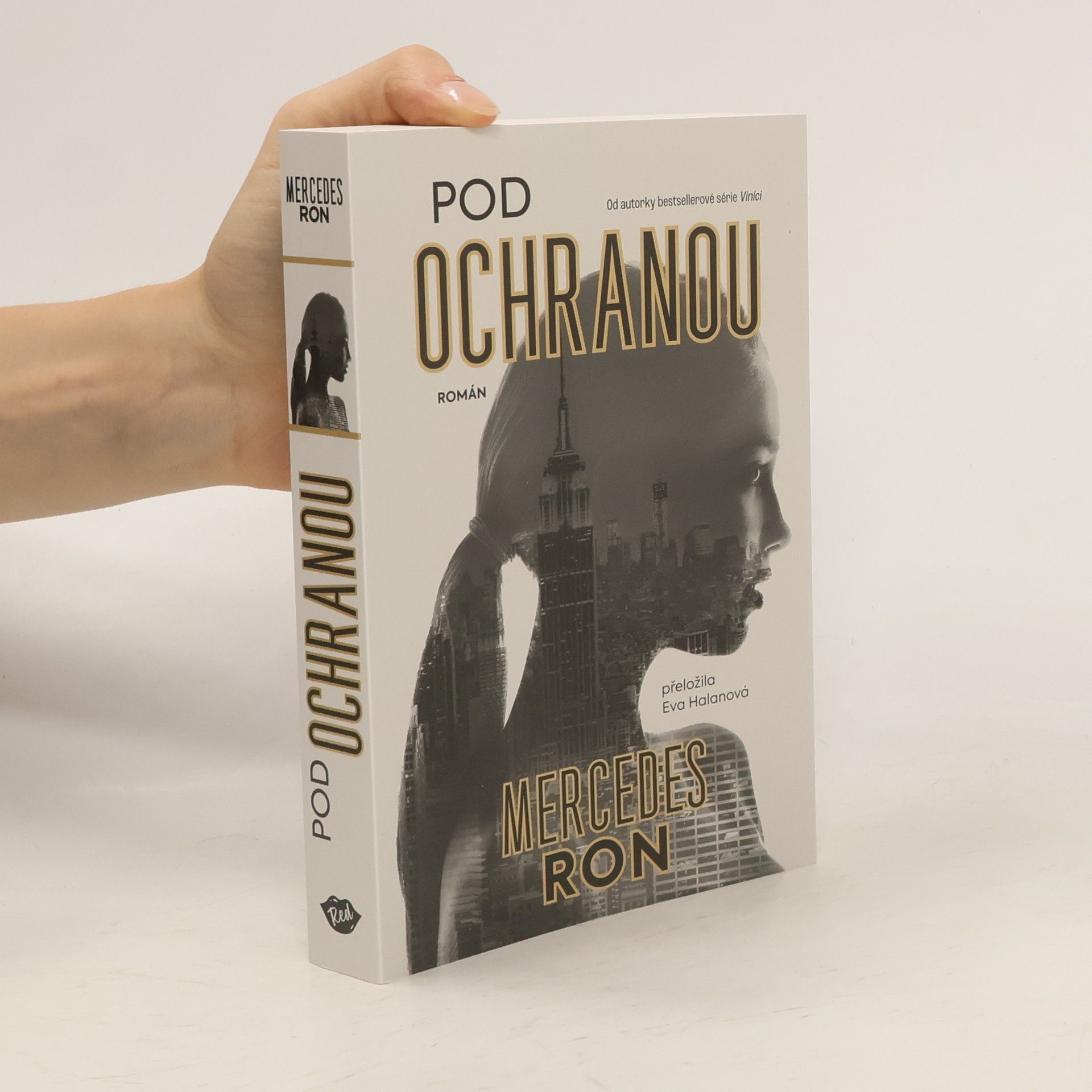 Mercedes Ron Pod ochranou