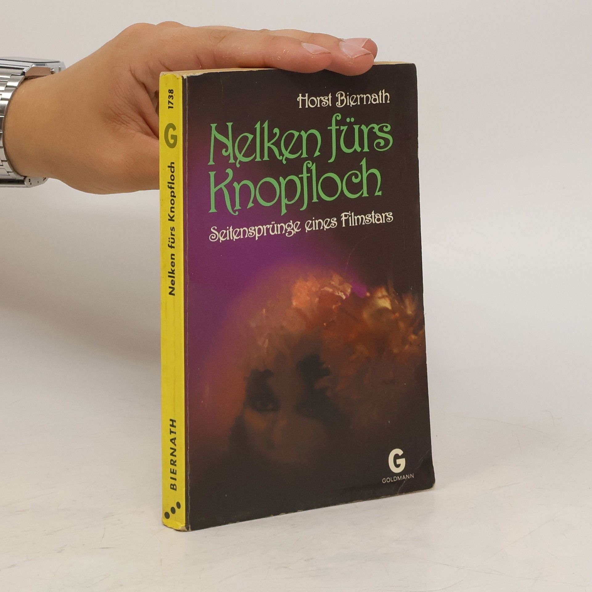 Horst Biernath Nelken fürs Knopfloch