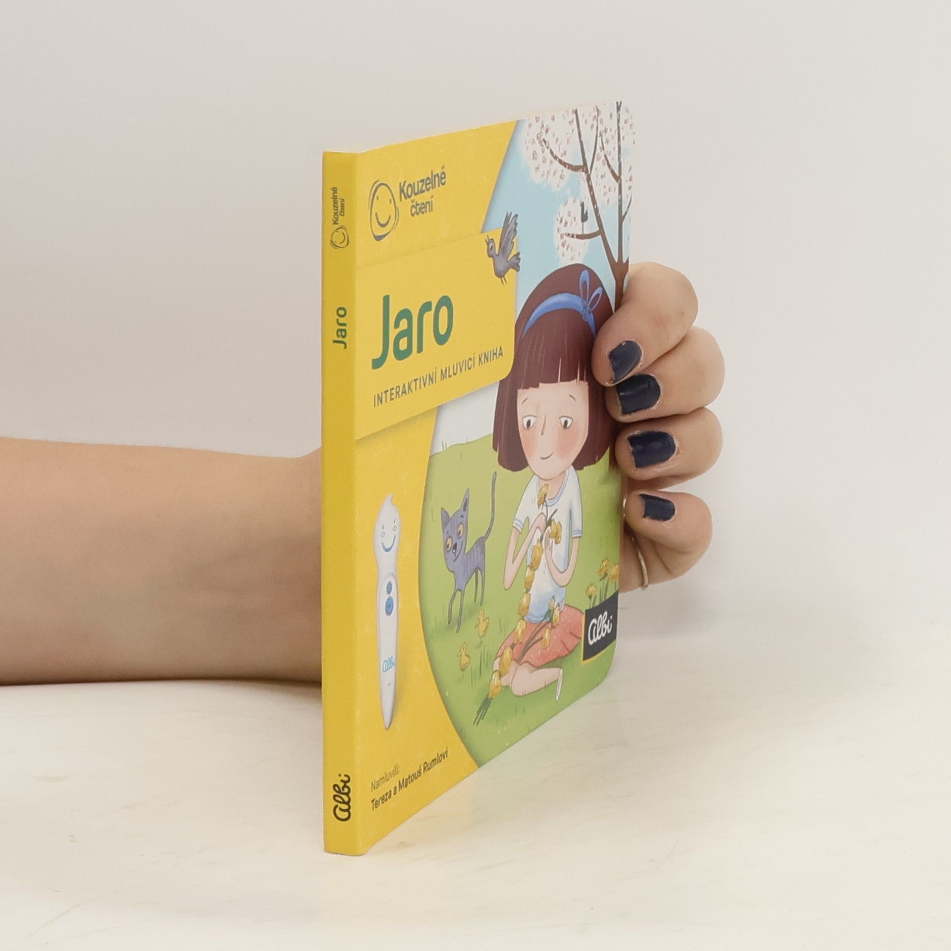 Ilona Komárková Jaro. Interaktivní mluvicí kniha