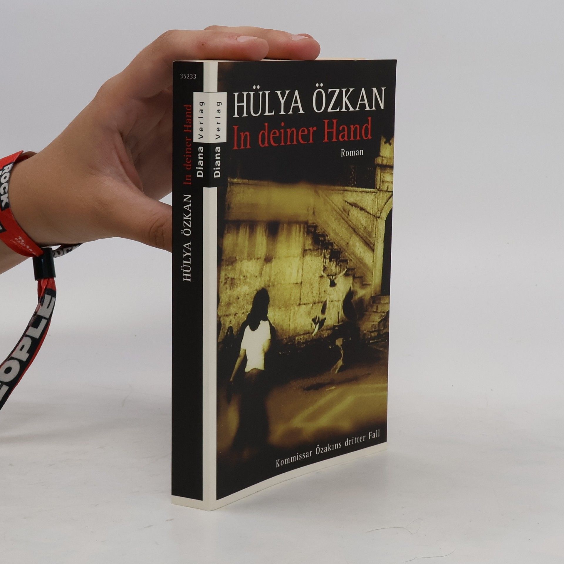 Hülya Özkan In deiner Hand