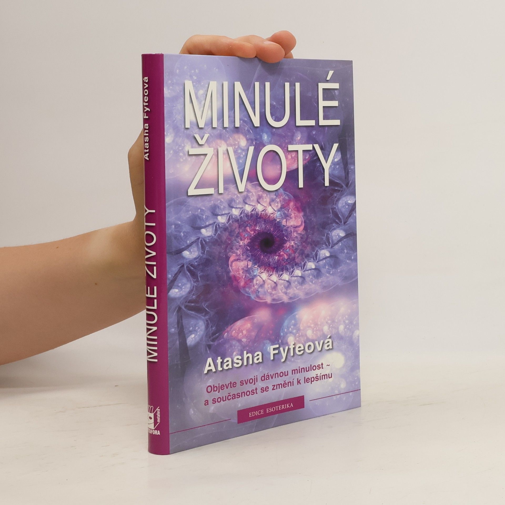 Atasha Fyfe Minulé životy
