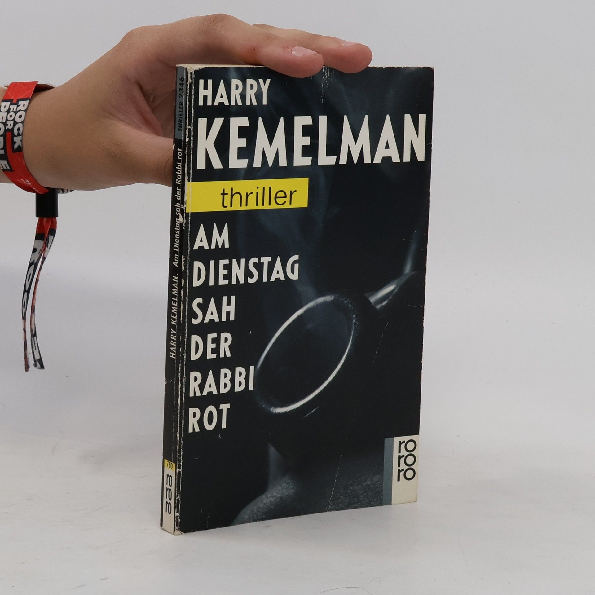 Harry Kemelman Am Dienstag sah der Rabbi rot