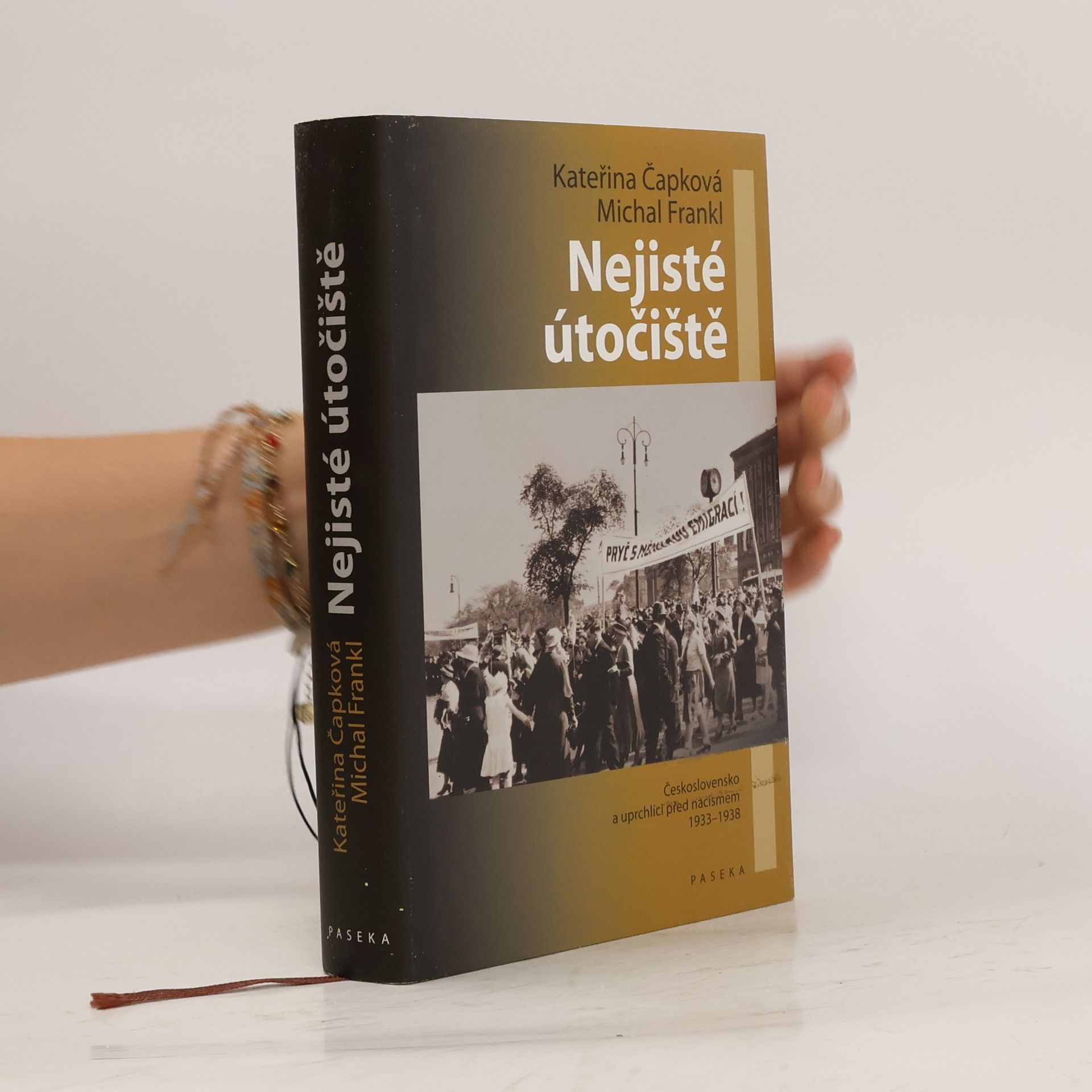 Kateřina Čapková Nejisté útočiště