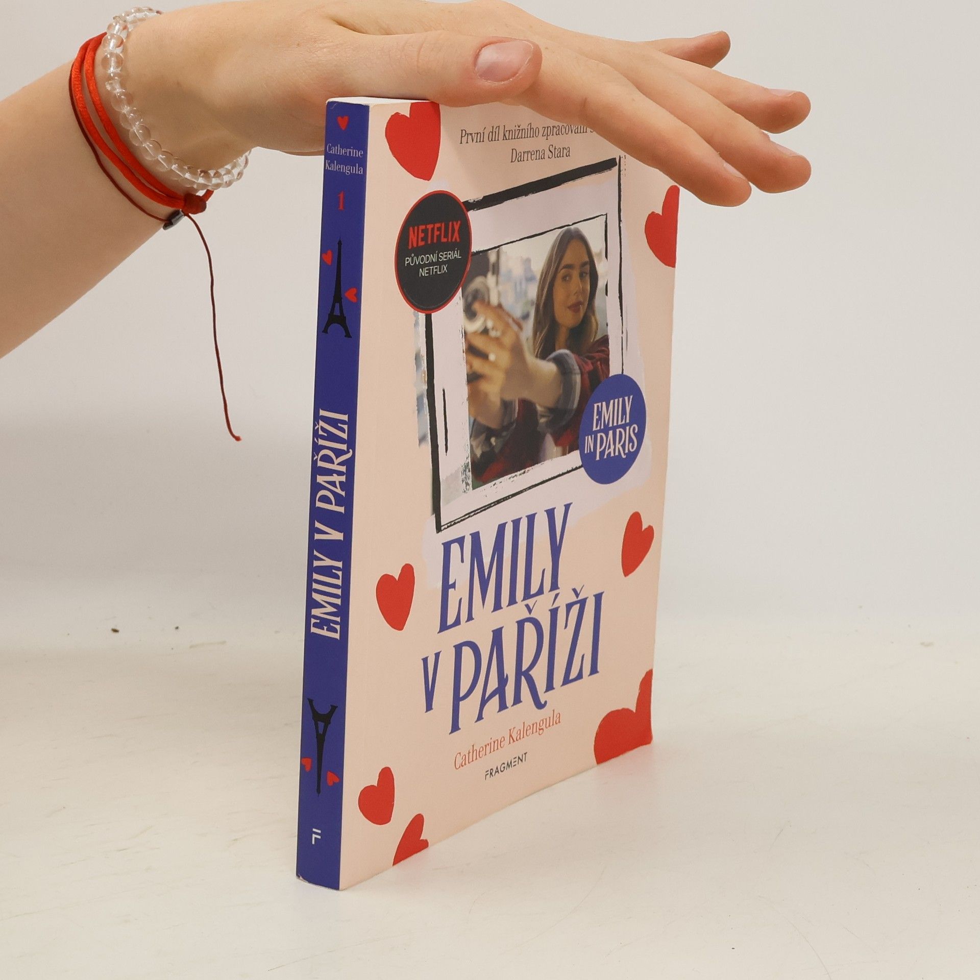 Catherine Kalengula Emily v Paříži