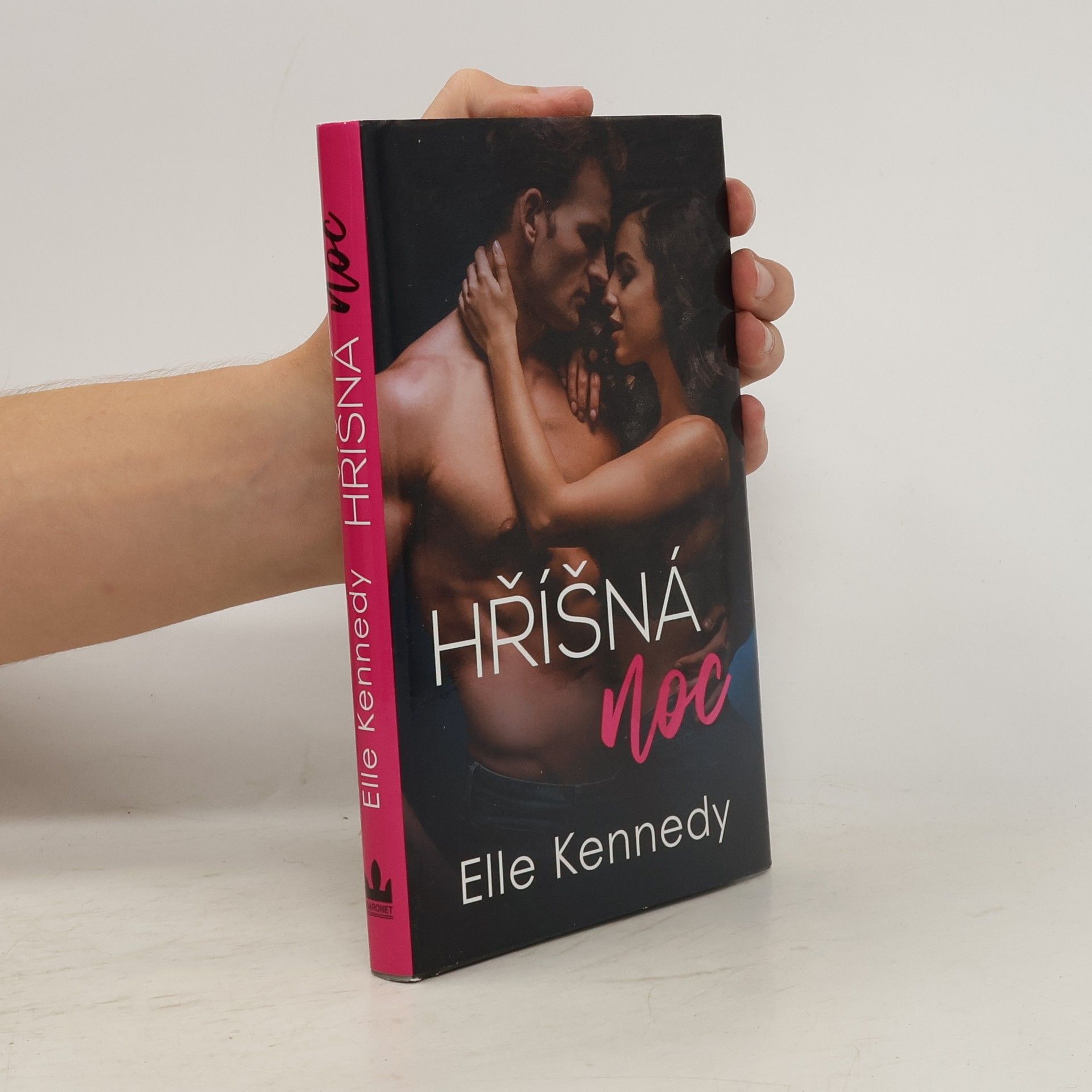 Elle Kennedy Hříšná noc