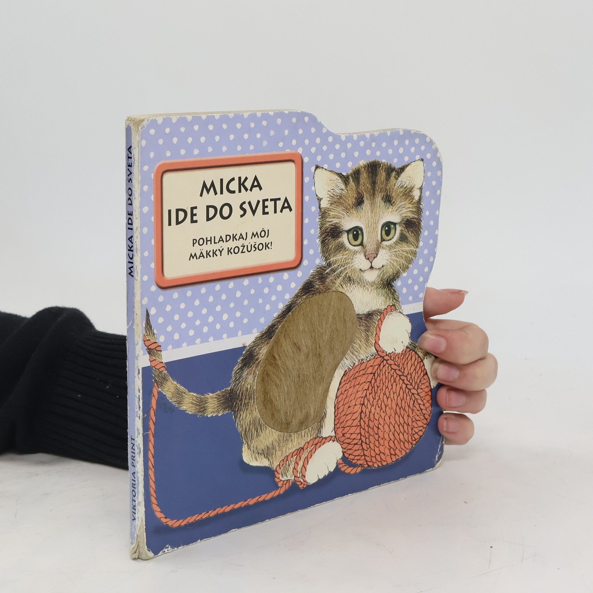 Viktoria Print Micka ide do sveta