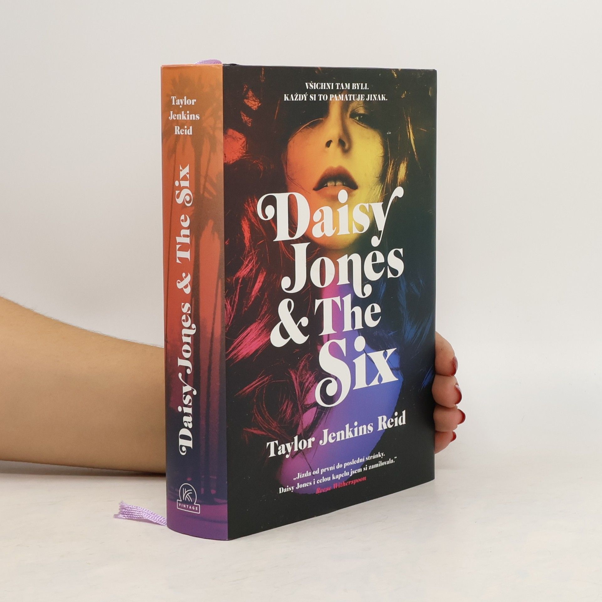 Taylor Jenkins Reid Daisy Jones & The Six