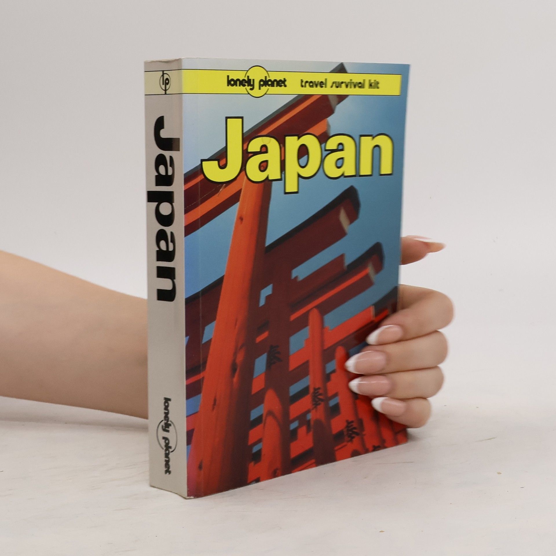 Roberto Strauss Japan. A Travel Survival Kit