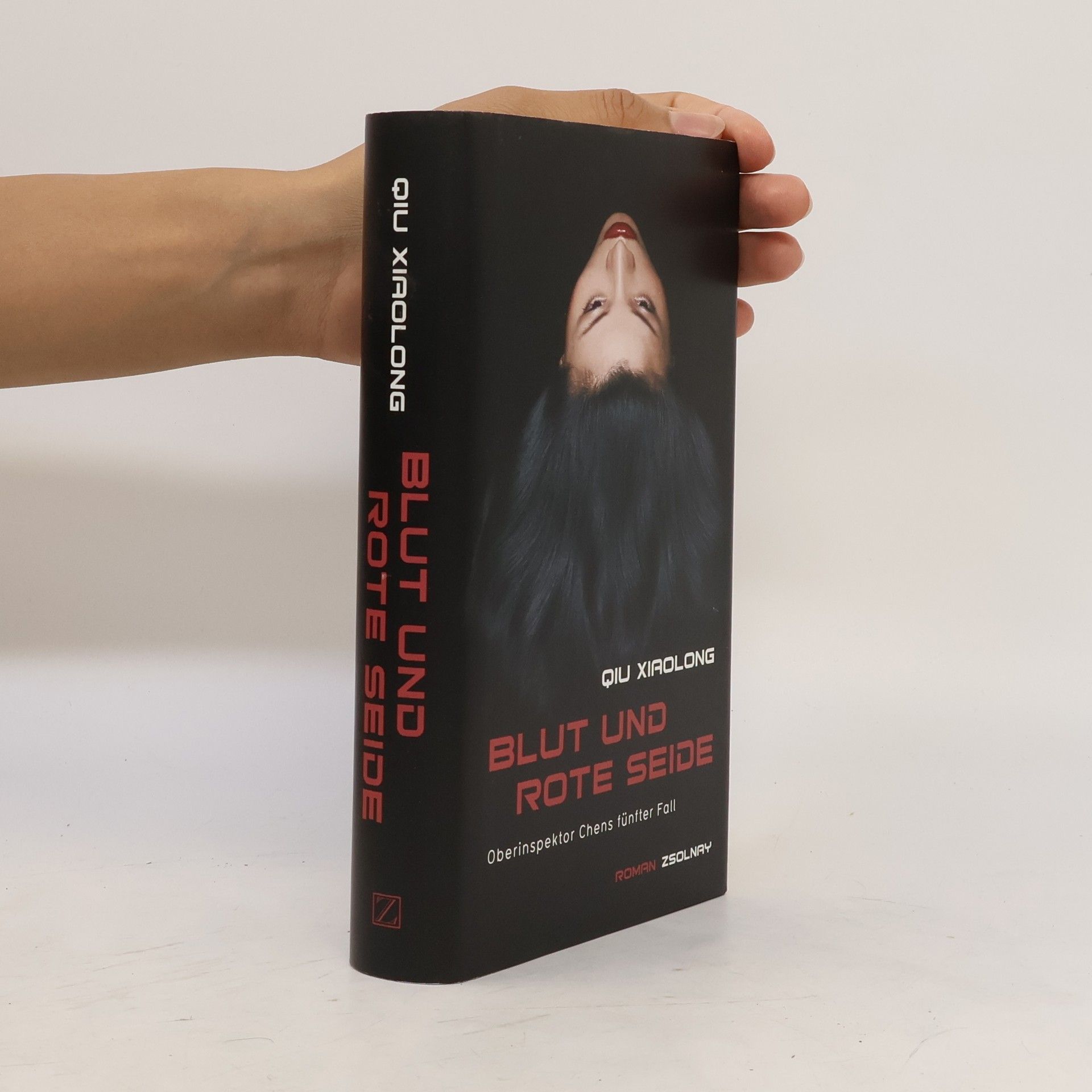 Xiaolong Qiu Blut und rote Seide