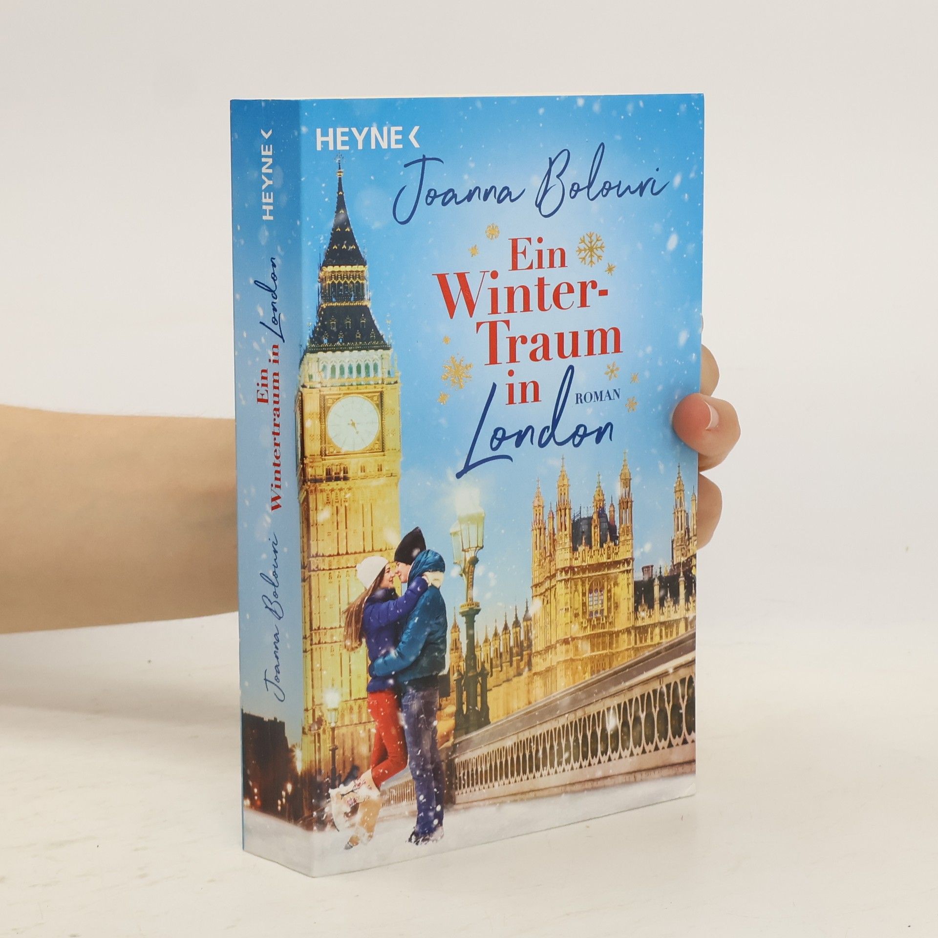 Joanna Bolouri Ein Wintertraum in London