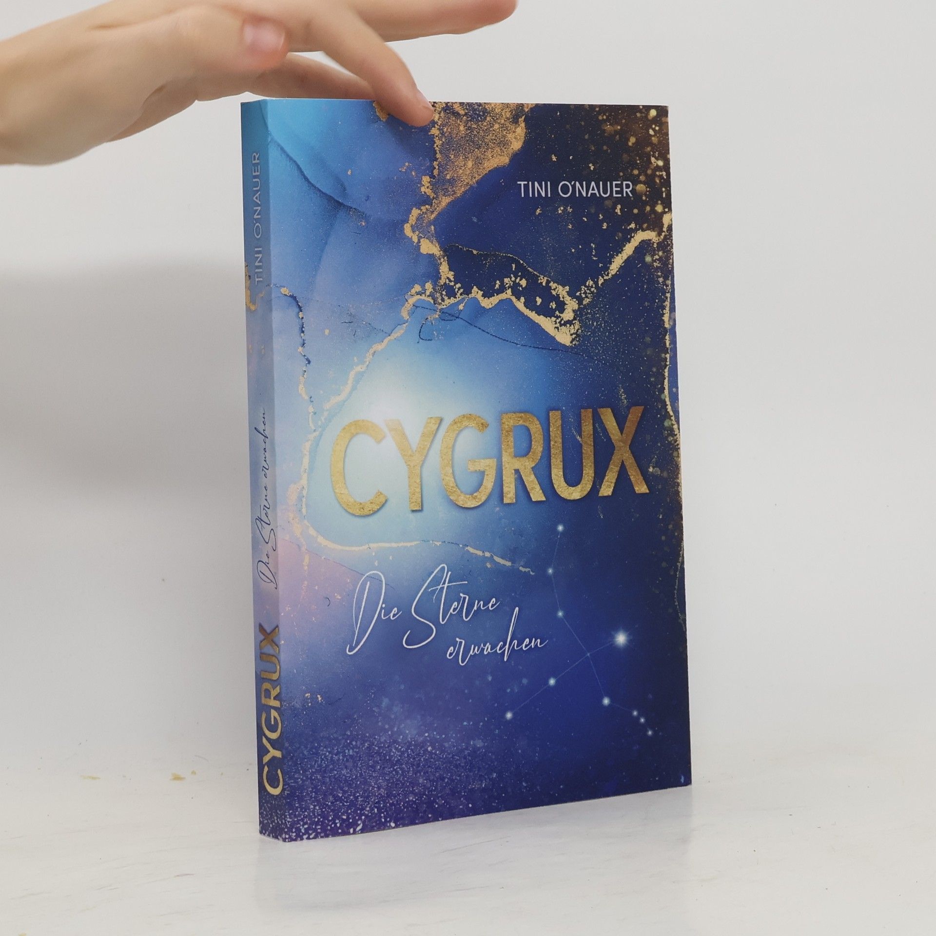 Tini O`Nauer Cygrux