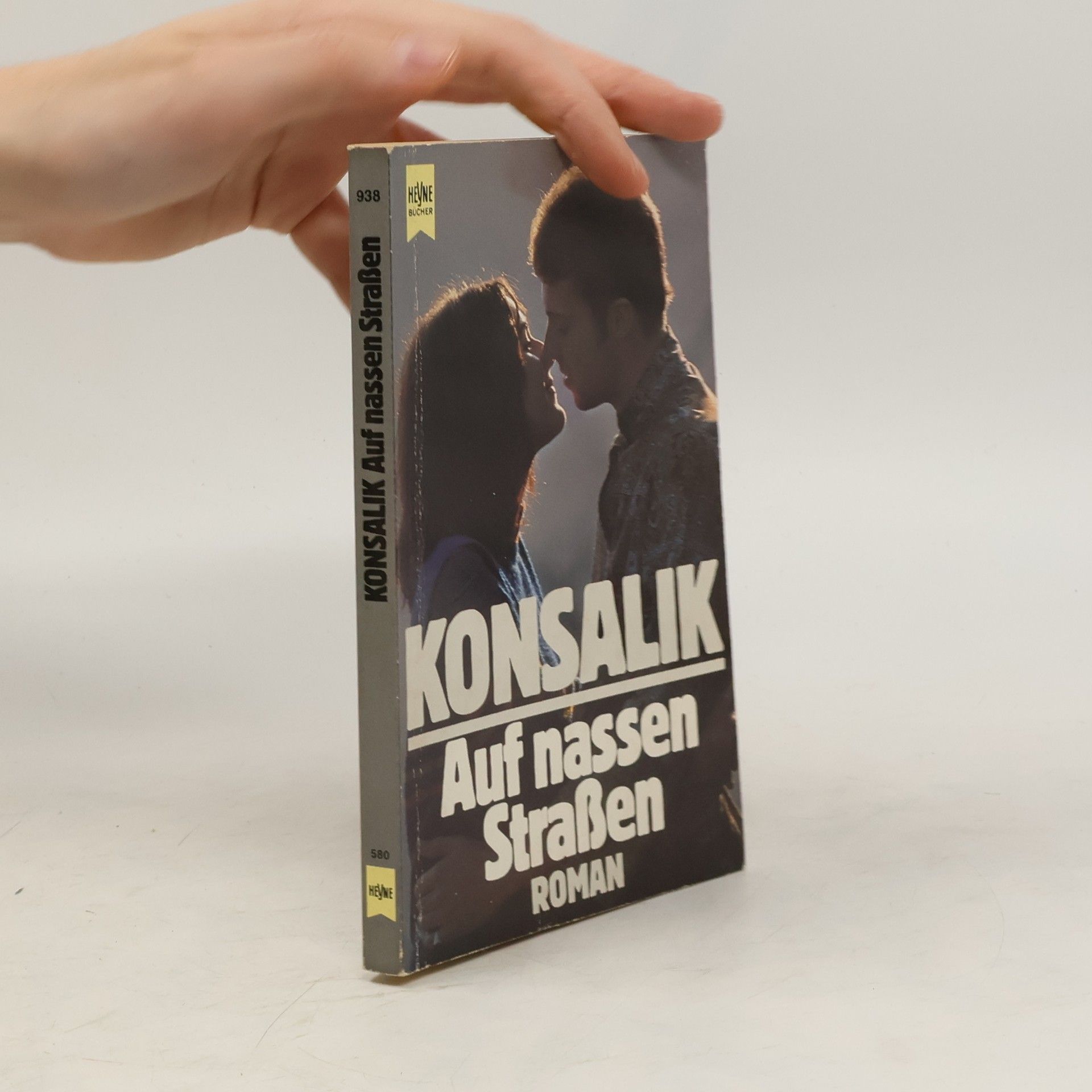 Heinz G. Konsalik Auf nassen Strassen