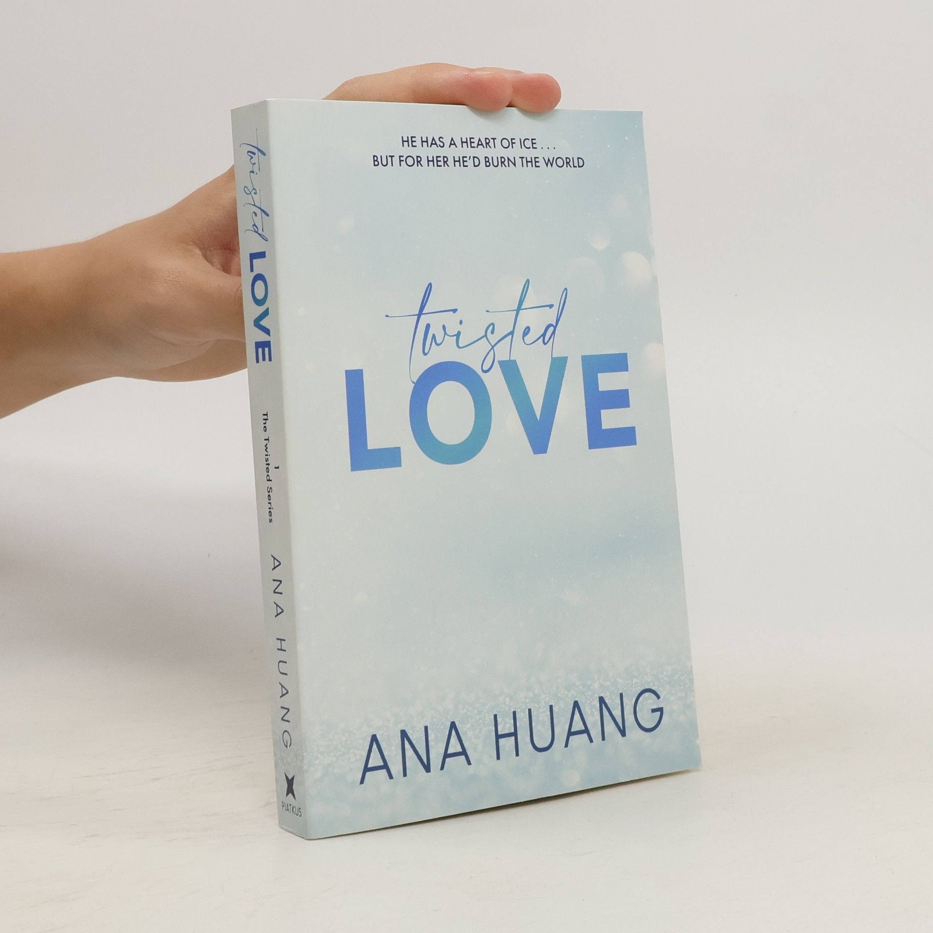 Ana Huang Twisted love. Twisted book one