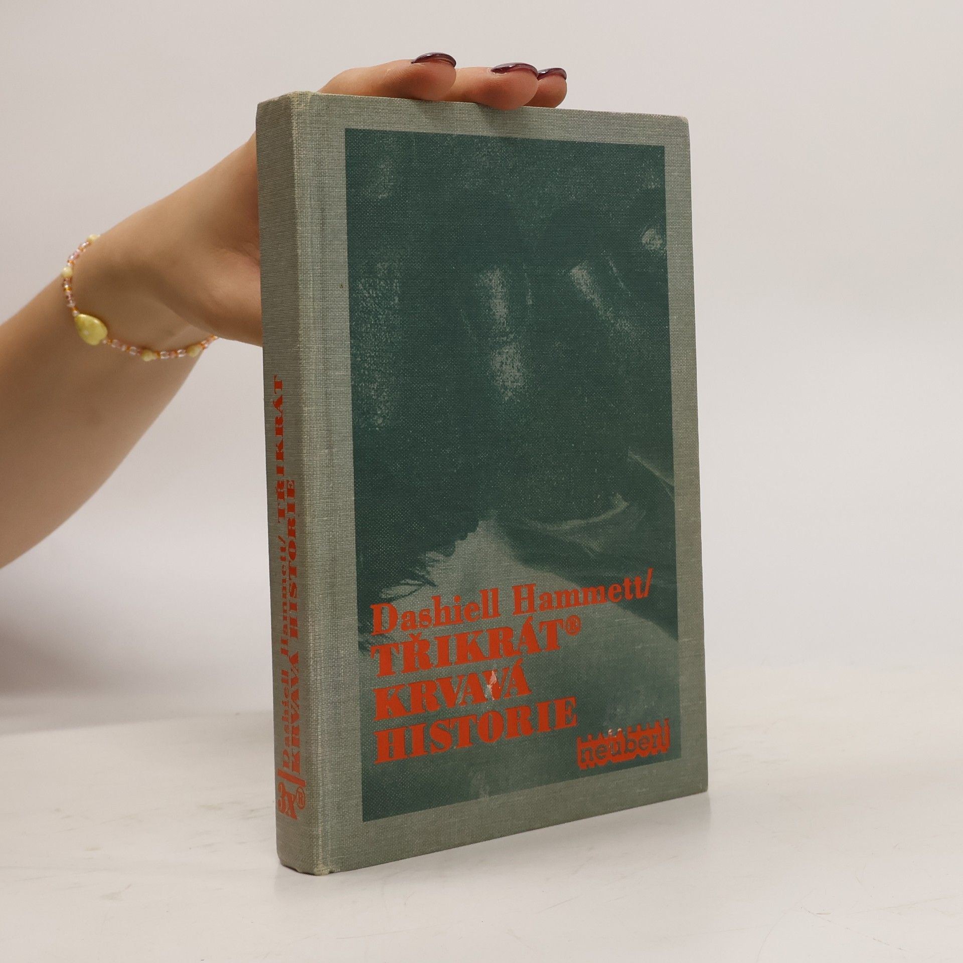 Dashiell Hammett Třikrát krvavá historie