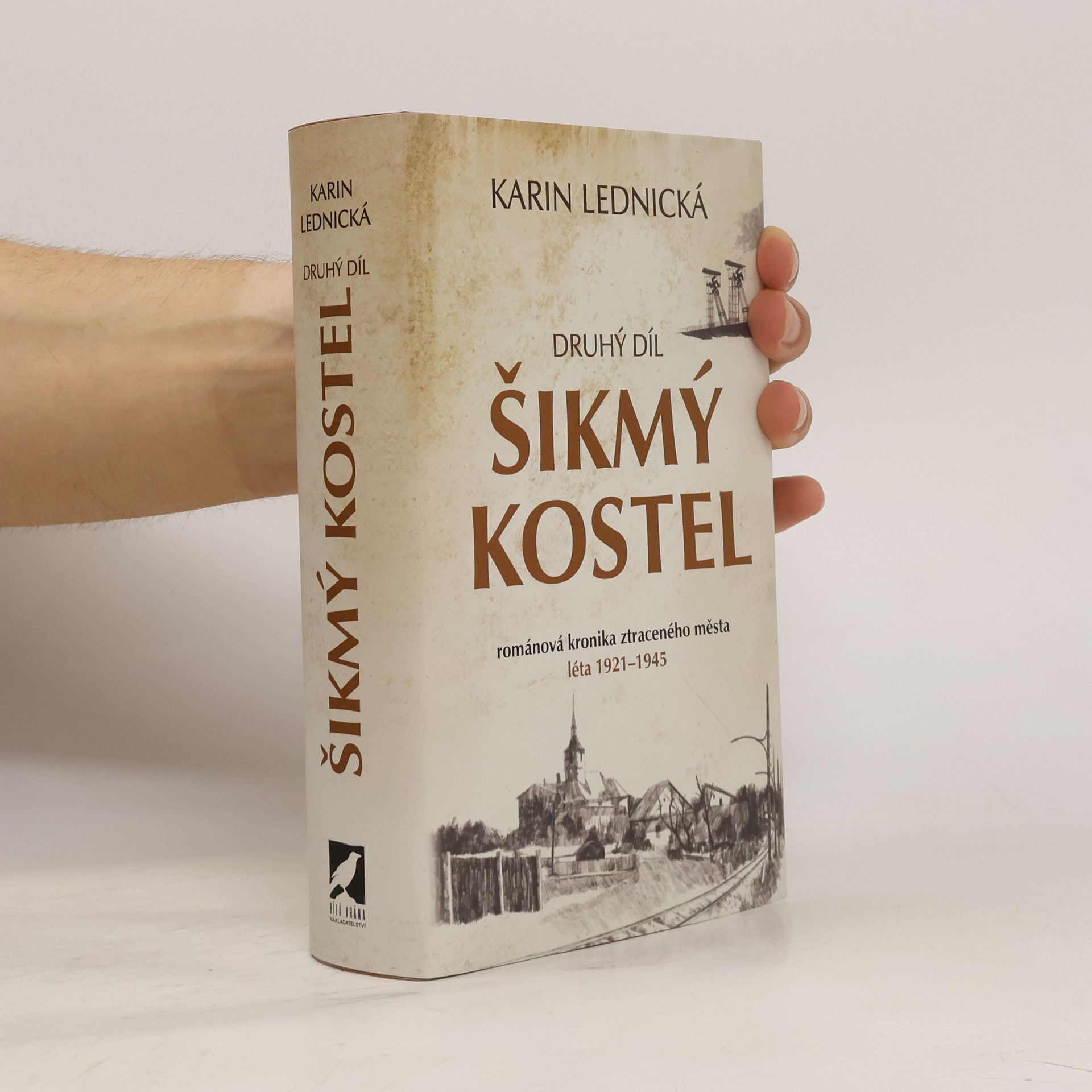 Karin Lednická Šikmý kostel 2