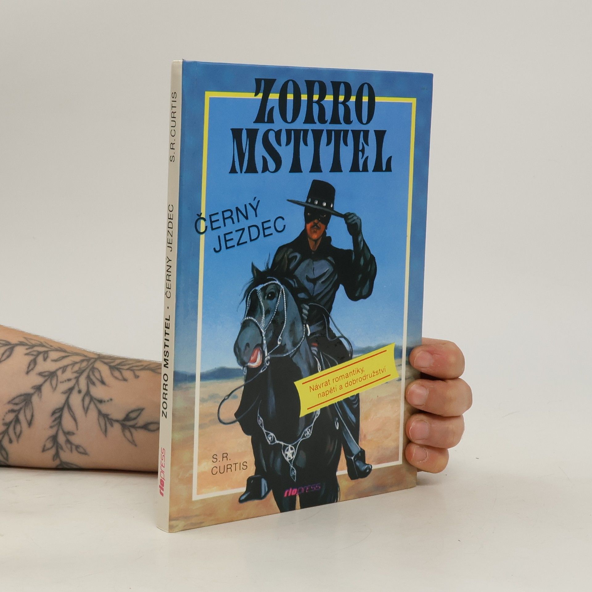 S. R. Curtis Zorro mstitel - Černý jezdec