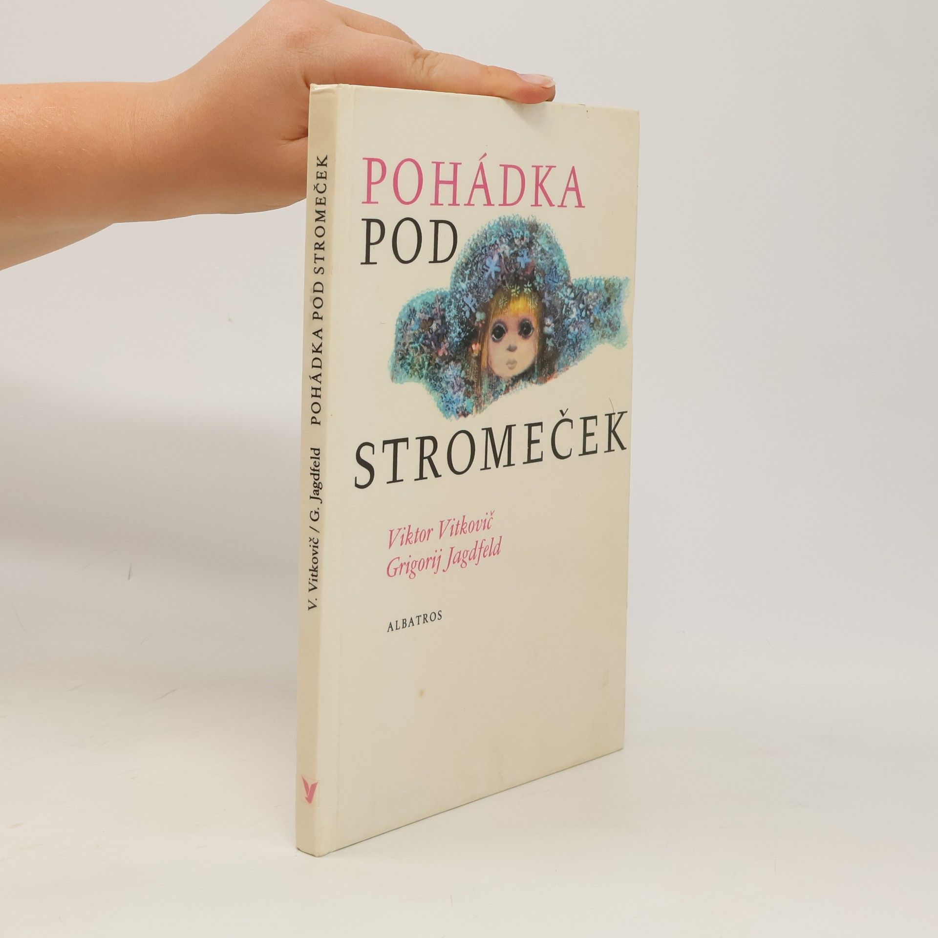 Pohádka pod stromeček