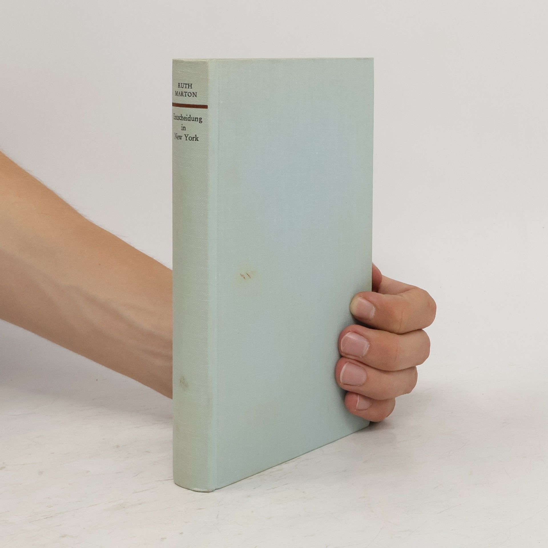 Ruth Marton Entscheidung in New York