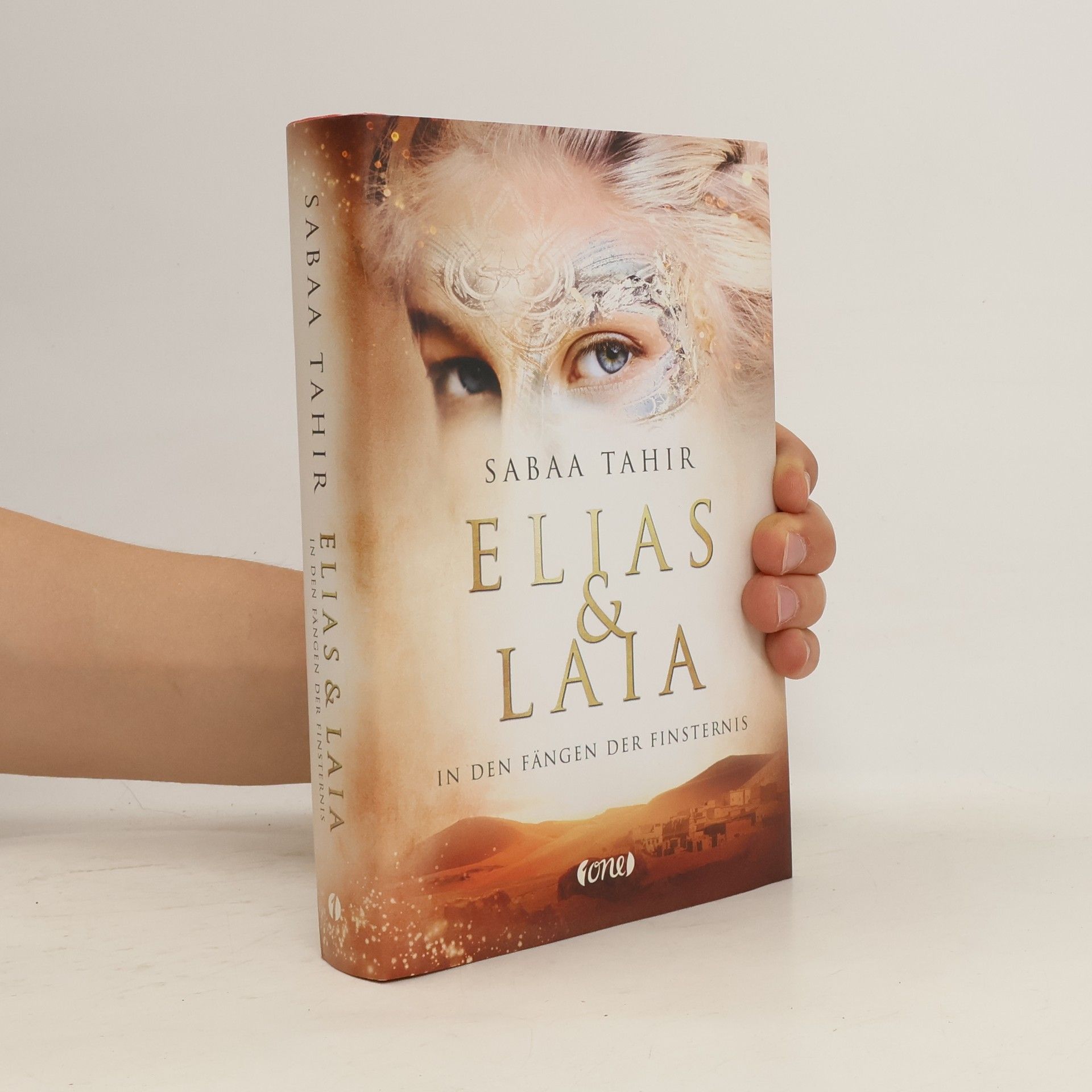 Sabaa Tahir Elias & Laia - in den Fängen der Finsternis