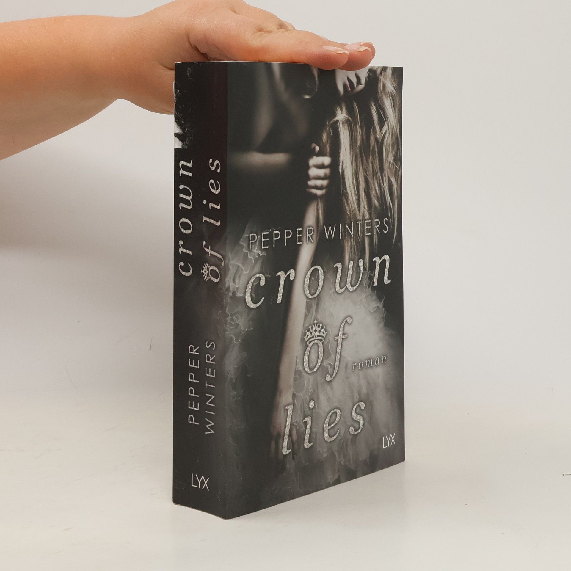 Pepper Winters Crown of Lies