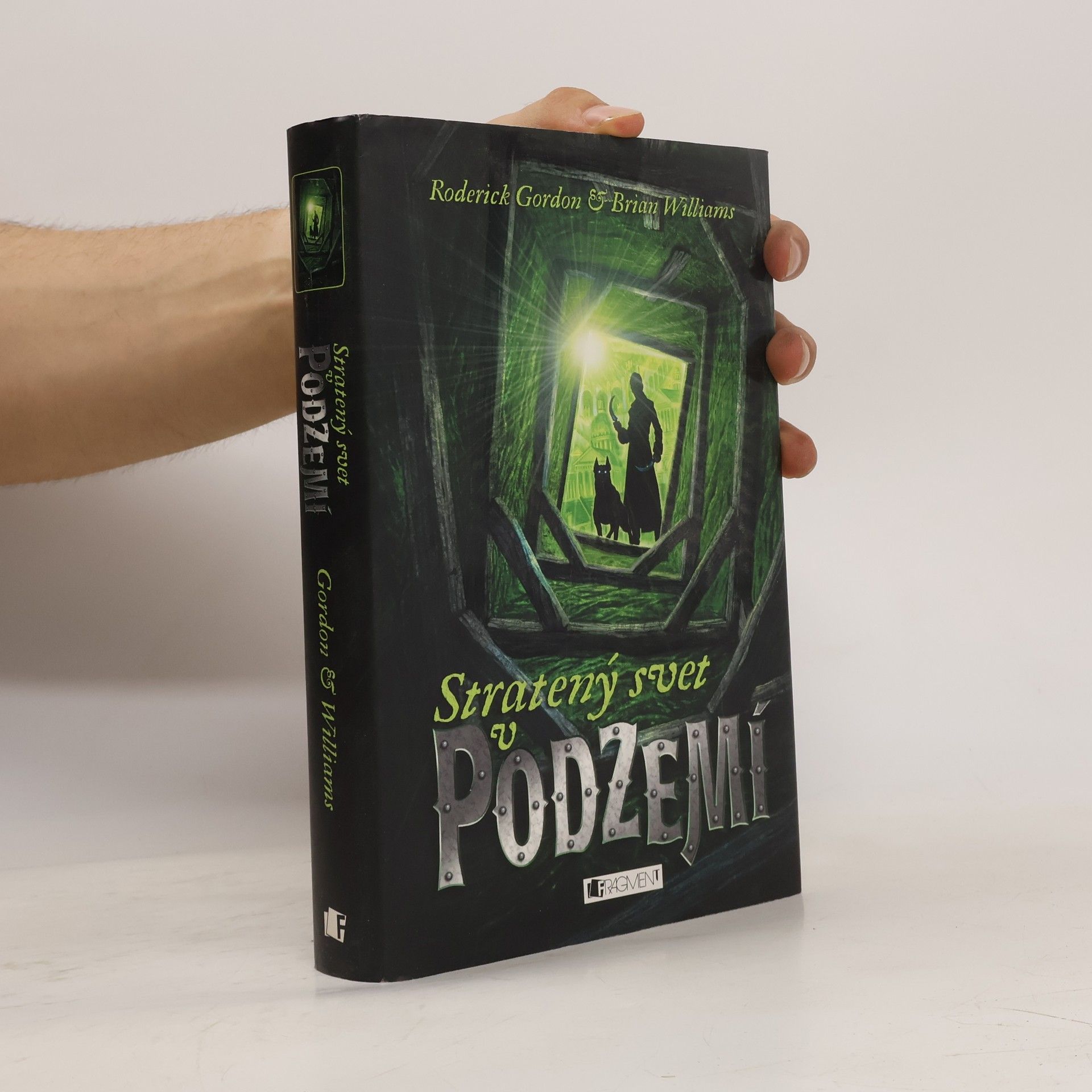 Roderick Gordon Stratený svet v podzemí