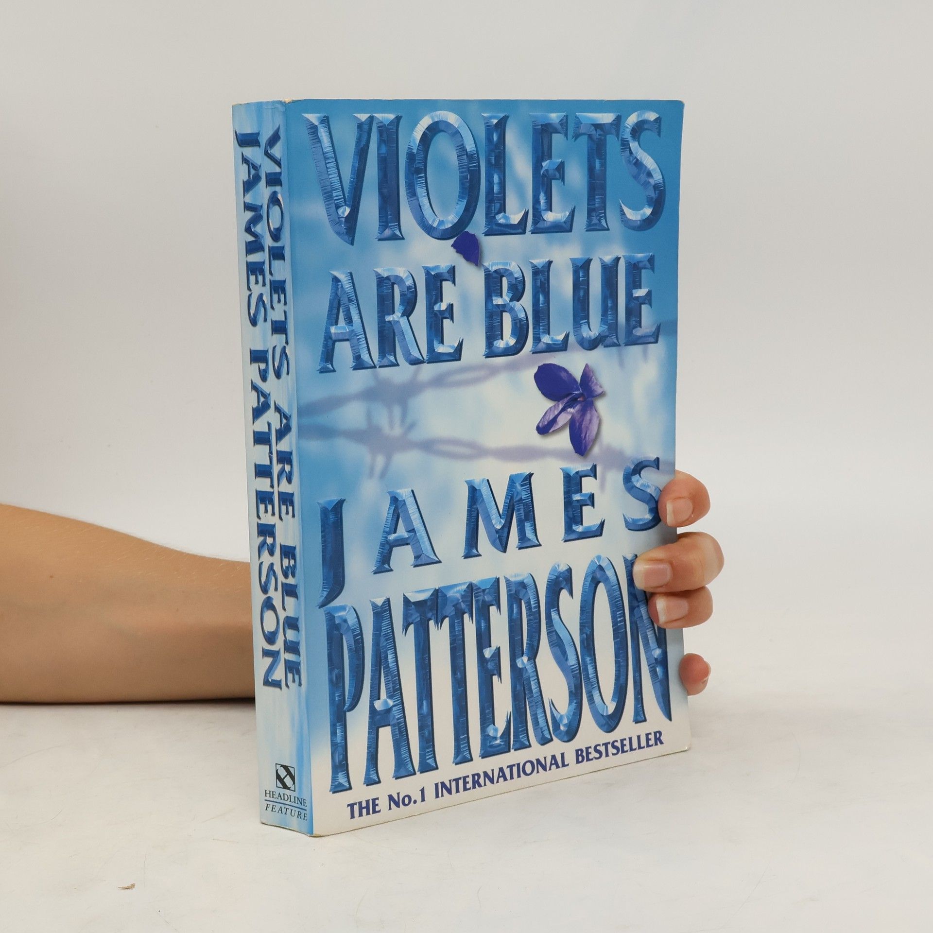 James Patterson Violets are blue