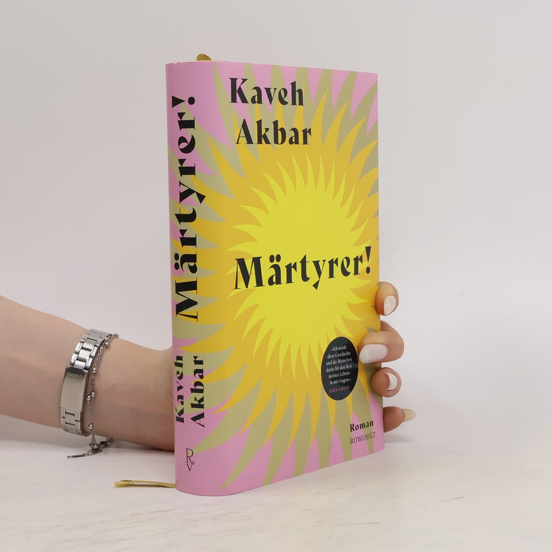 Kaveh Akbar Märtyrer!